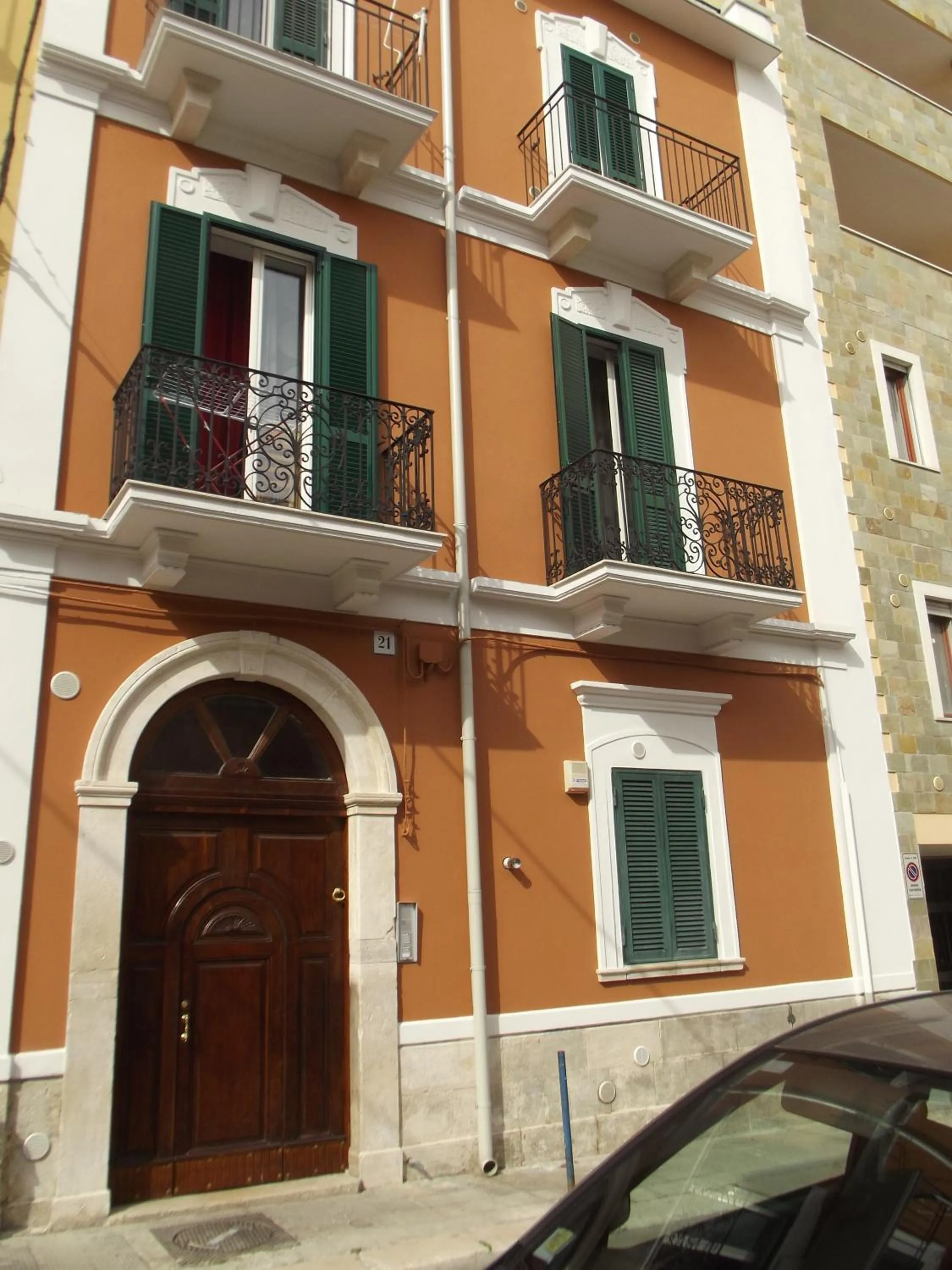 Facade/entrance in A due passi dal centro - Bari Policlinico
