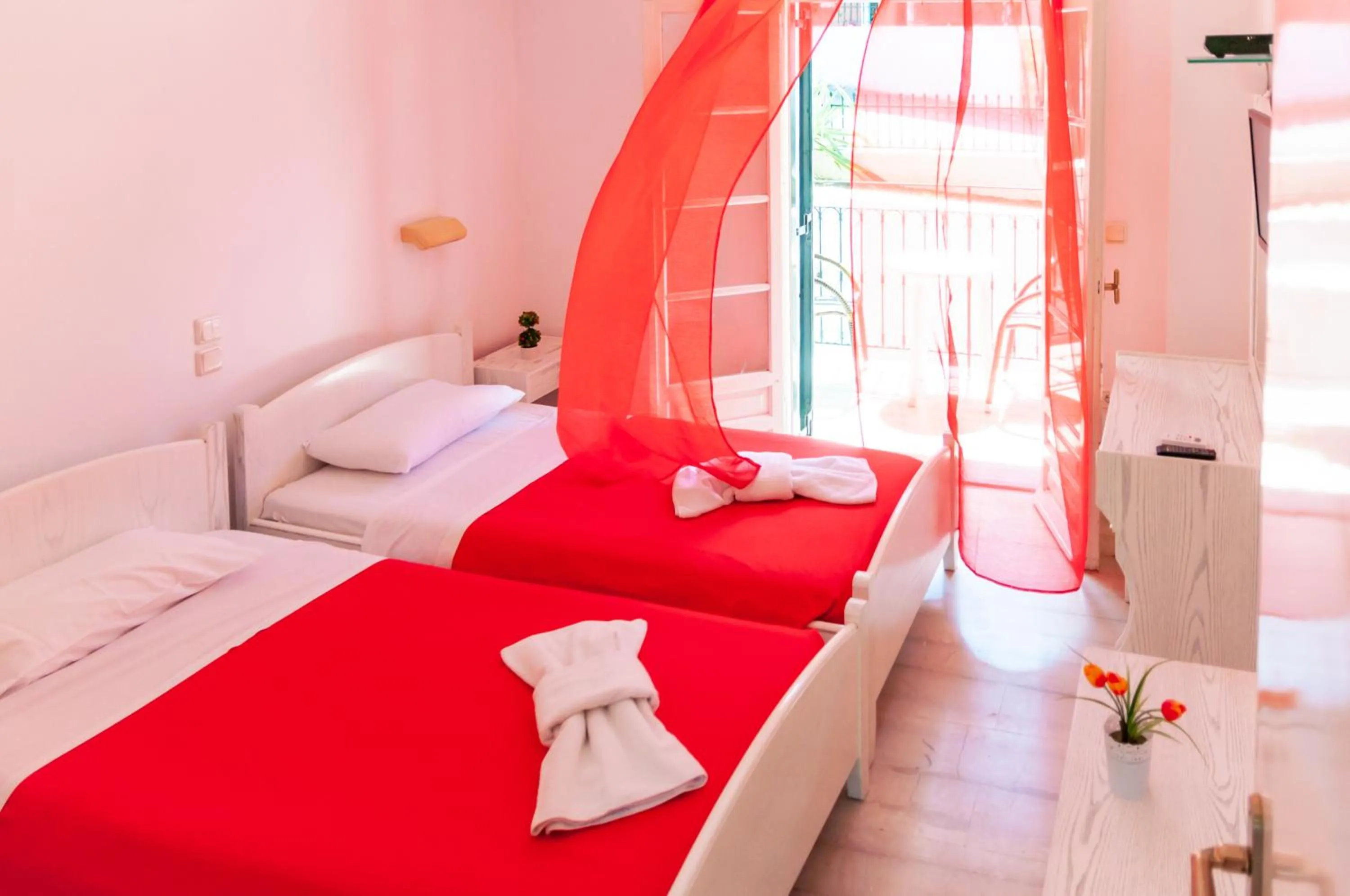 Photo of the whole room, Bed in Apart Hotel Blumarin