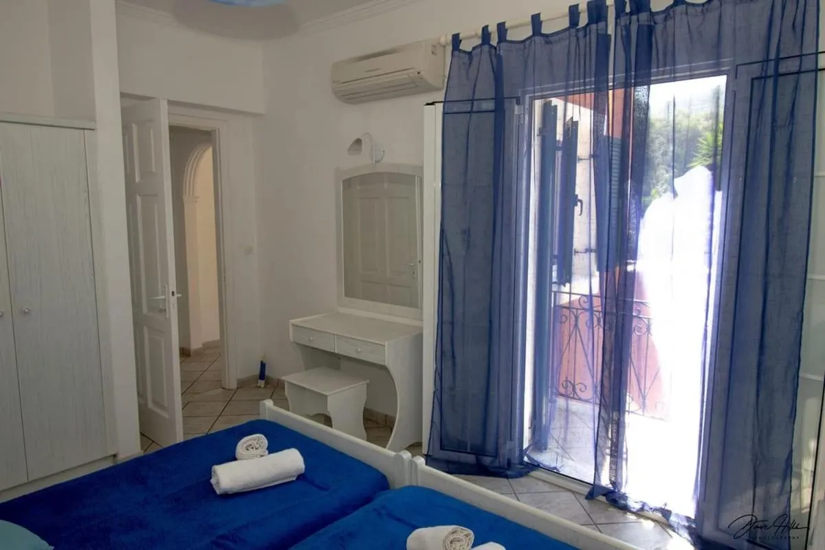 Bed in Apart Hotel Blumarin