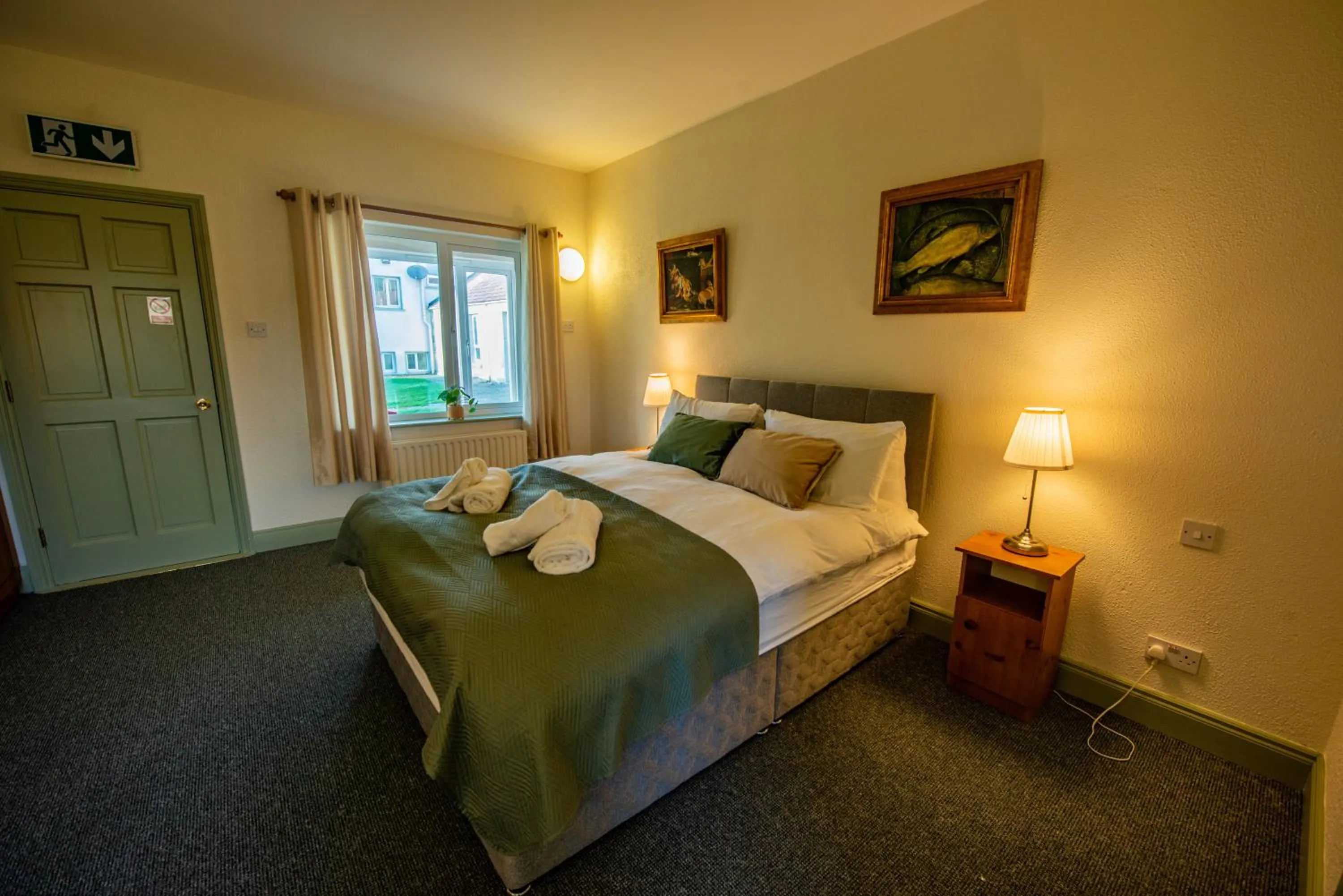 Bed in Greenfield Lodge Hotel Bar & Bistro