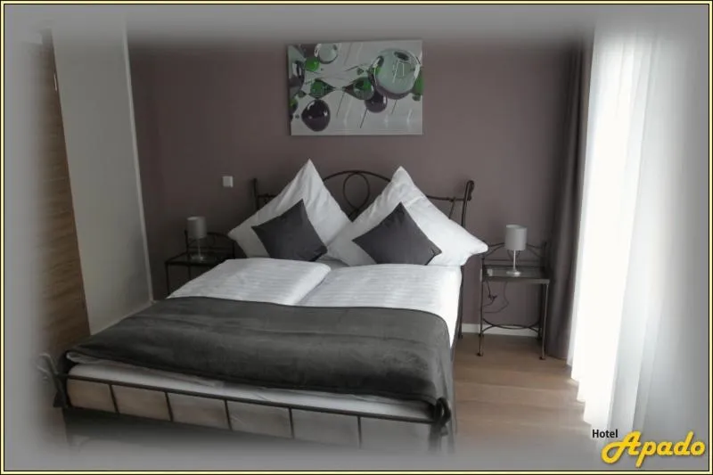 Bed in Apado-Hotel garni