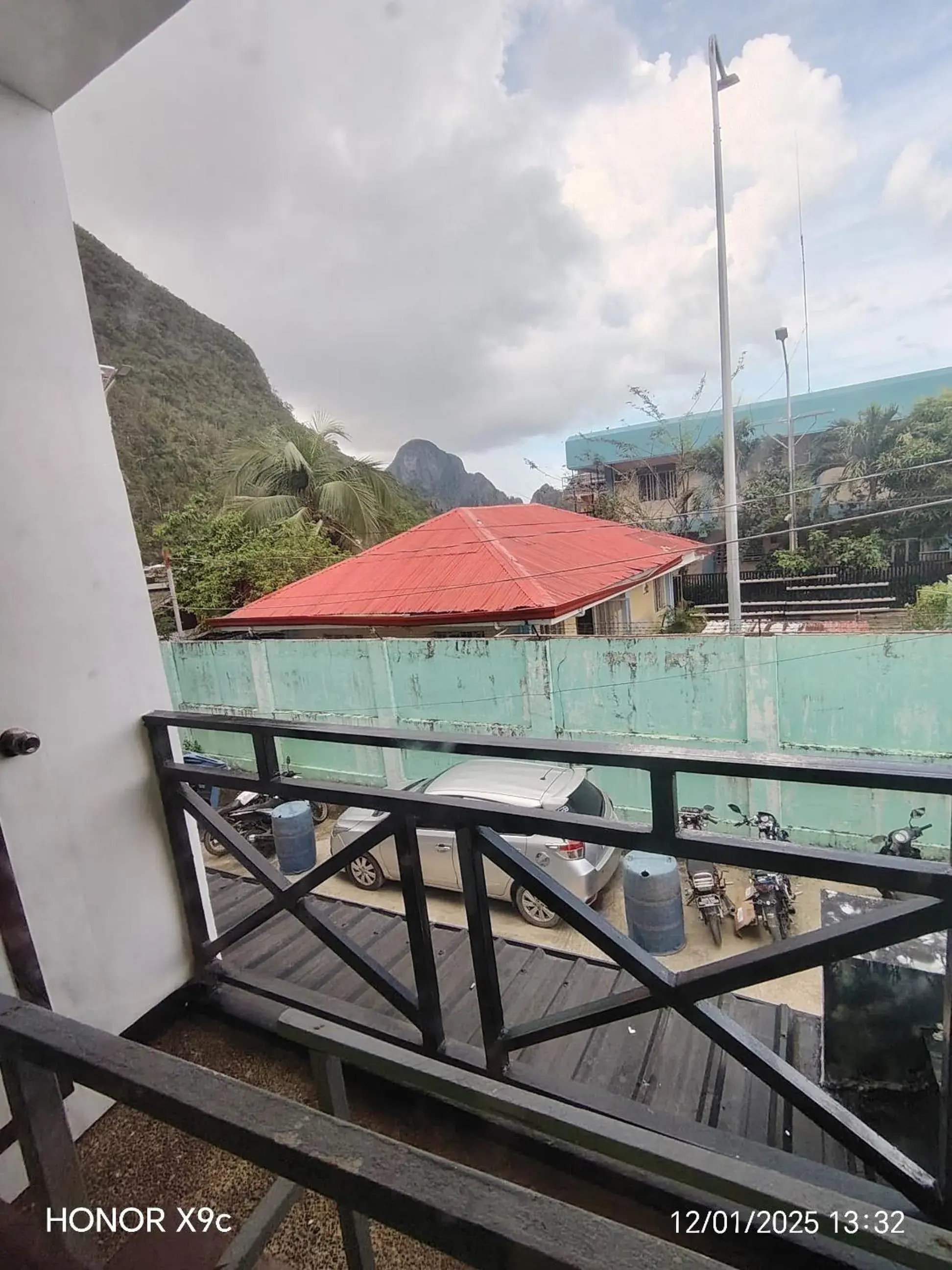 Family Room with Balcony in Joaquinn's Bed and Breakfast Family Room with Balcony in Joaquinn's Bed and Breakfast