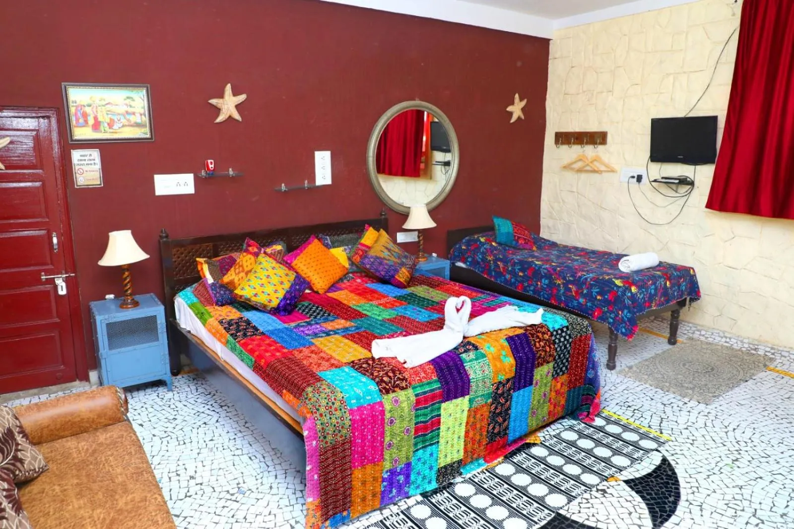 Bedroom, Bed in Jodhpur Heritage Haveli Guest House