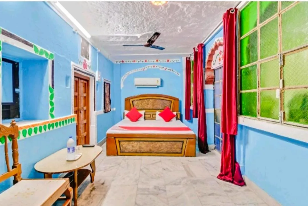 Bed in Jodhpur Heritage Haveli Guest House