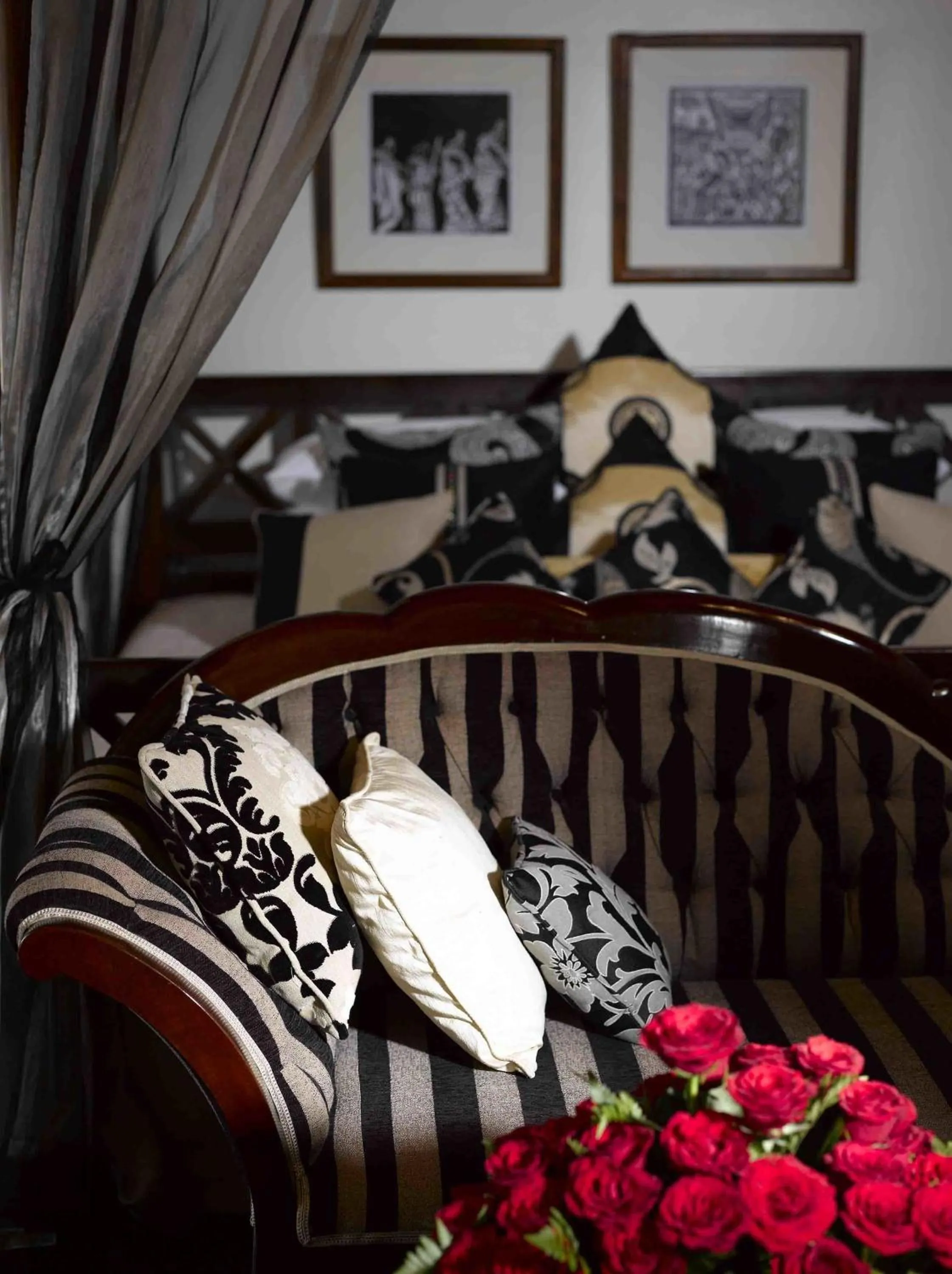 Decorative detail in House of Waine