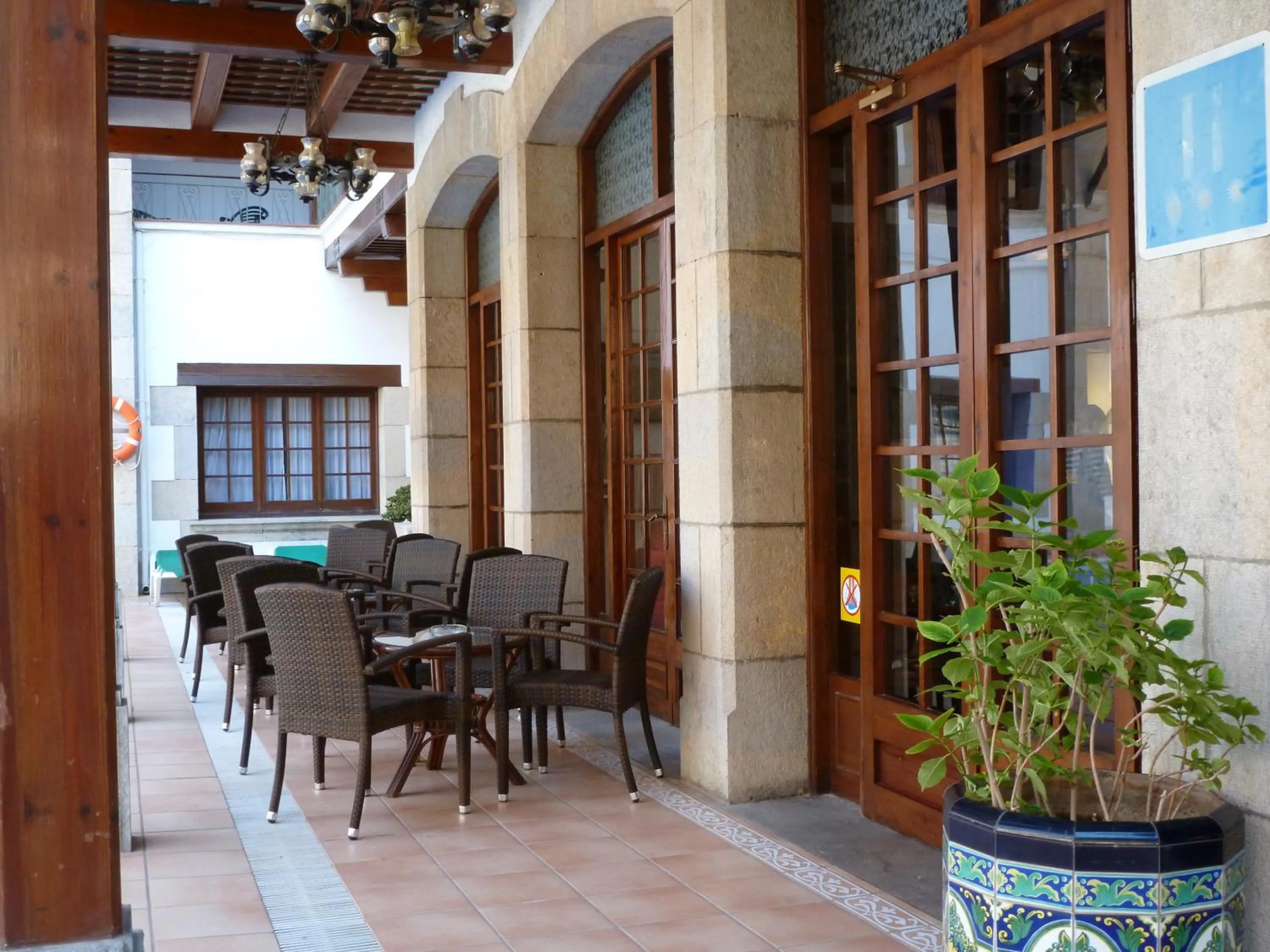 Facade/entrance in Hotel La Carolina