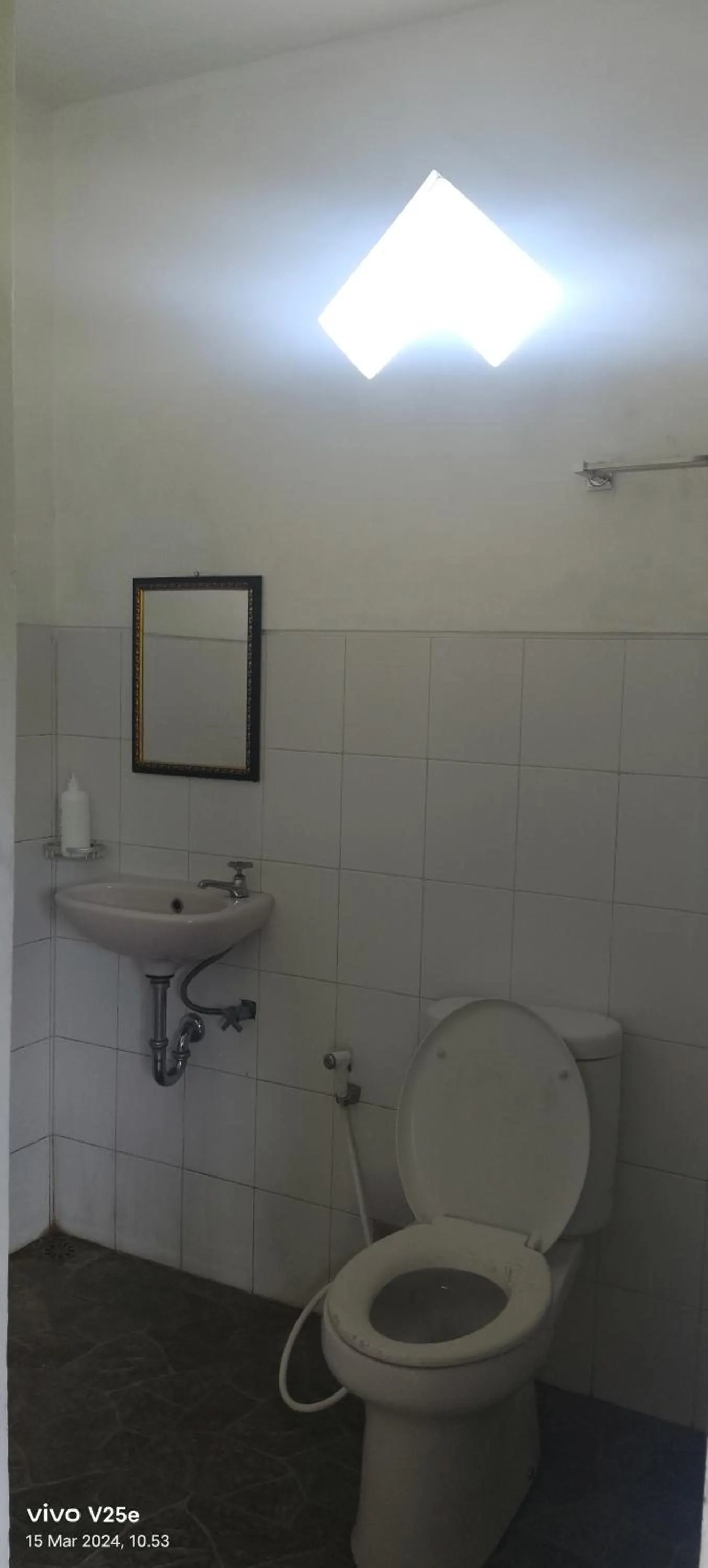 Deluxe Double or Twin Room with Balcony in Lumbung Sari Home Stay