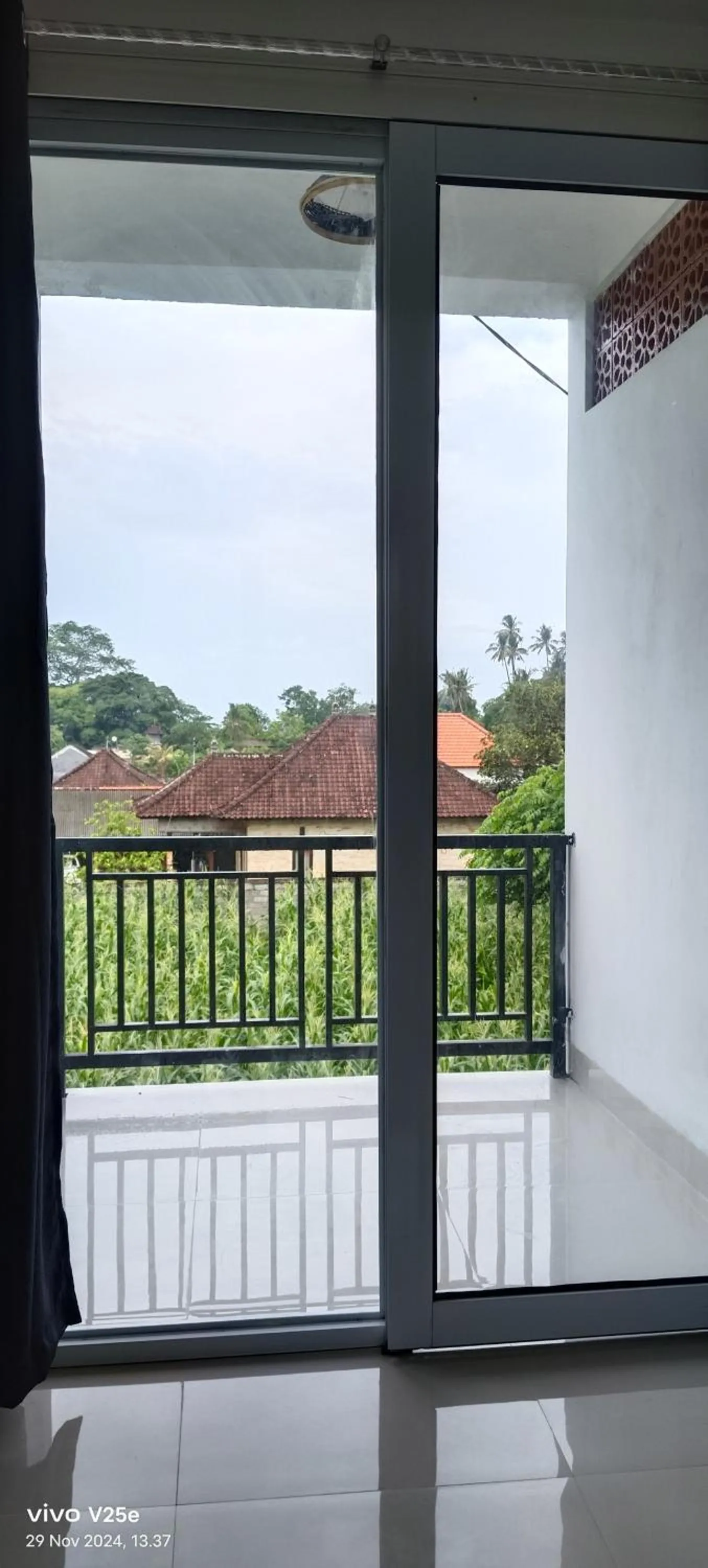 Deluxe Double Room with Balcony in Lumbung Sari Home Stay