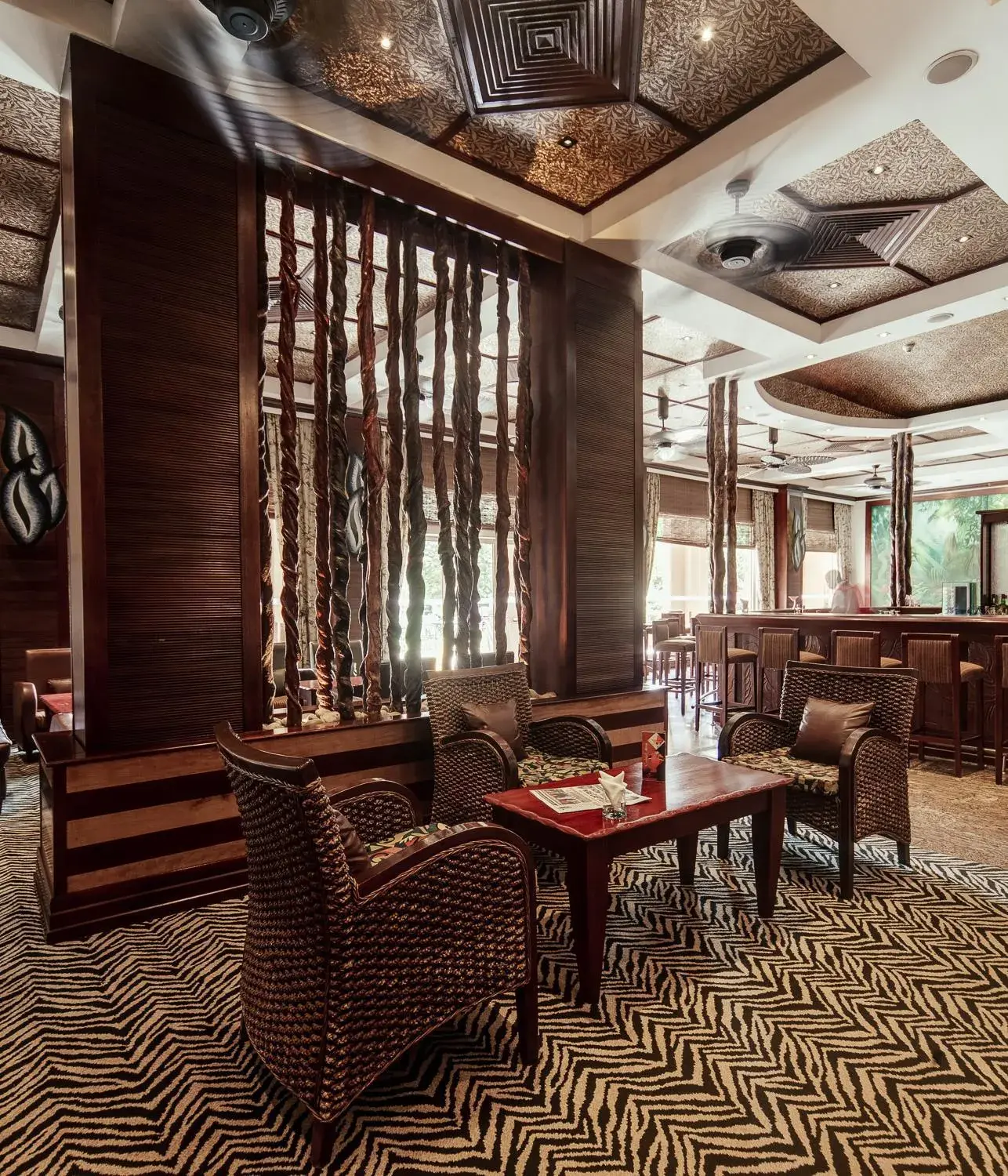 Lounge or bar in Kampala Serena Hotel Lounge or bar in Kampala Serena Hotel