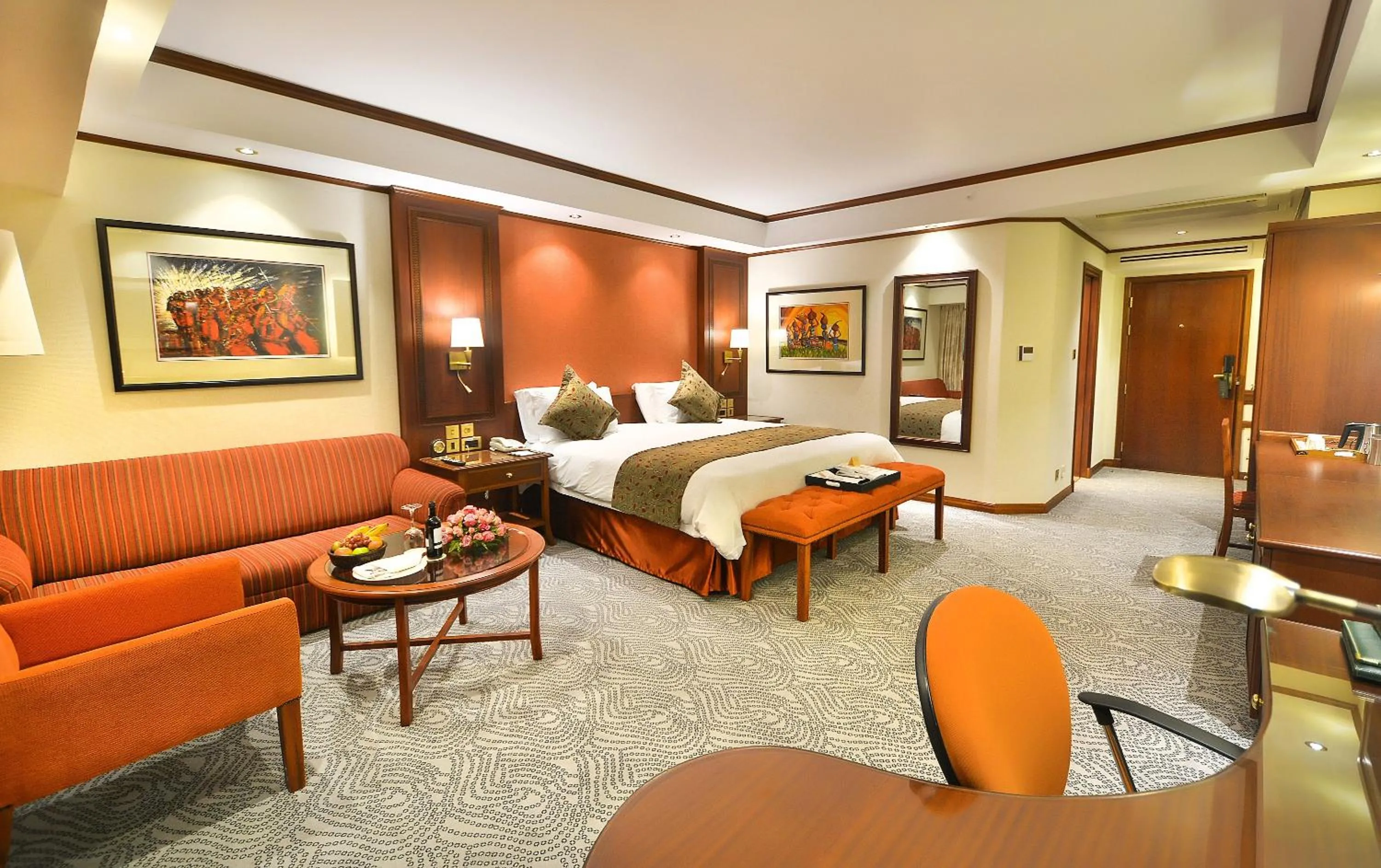 Bed in Kampala Serena Hotel