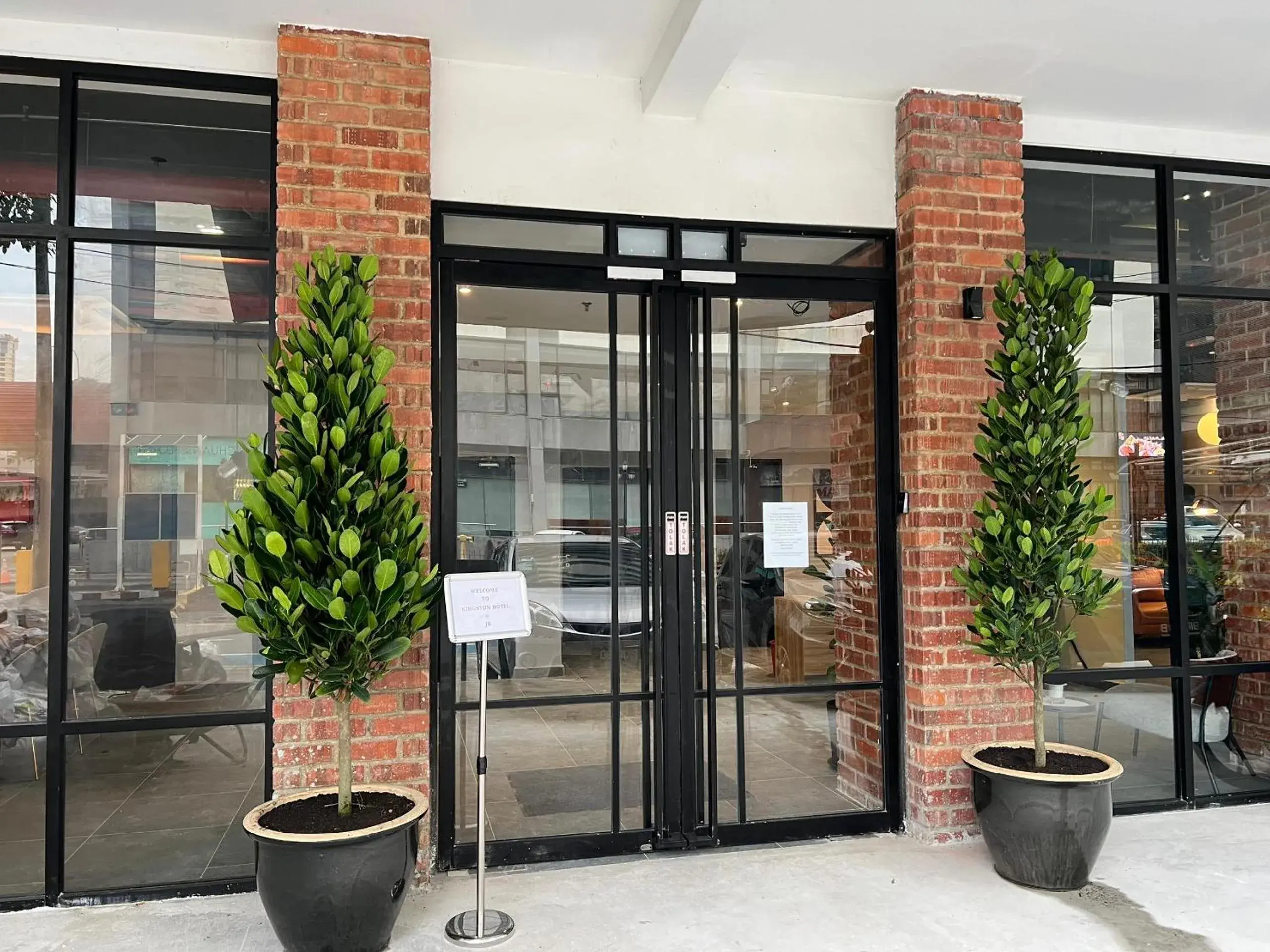 Facade/entrance in Kingston Hotel 7 - Johor Bharu Facade/entrance in Kingston Hotel 7 - Johor Bharu