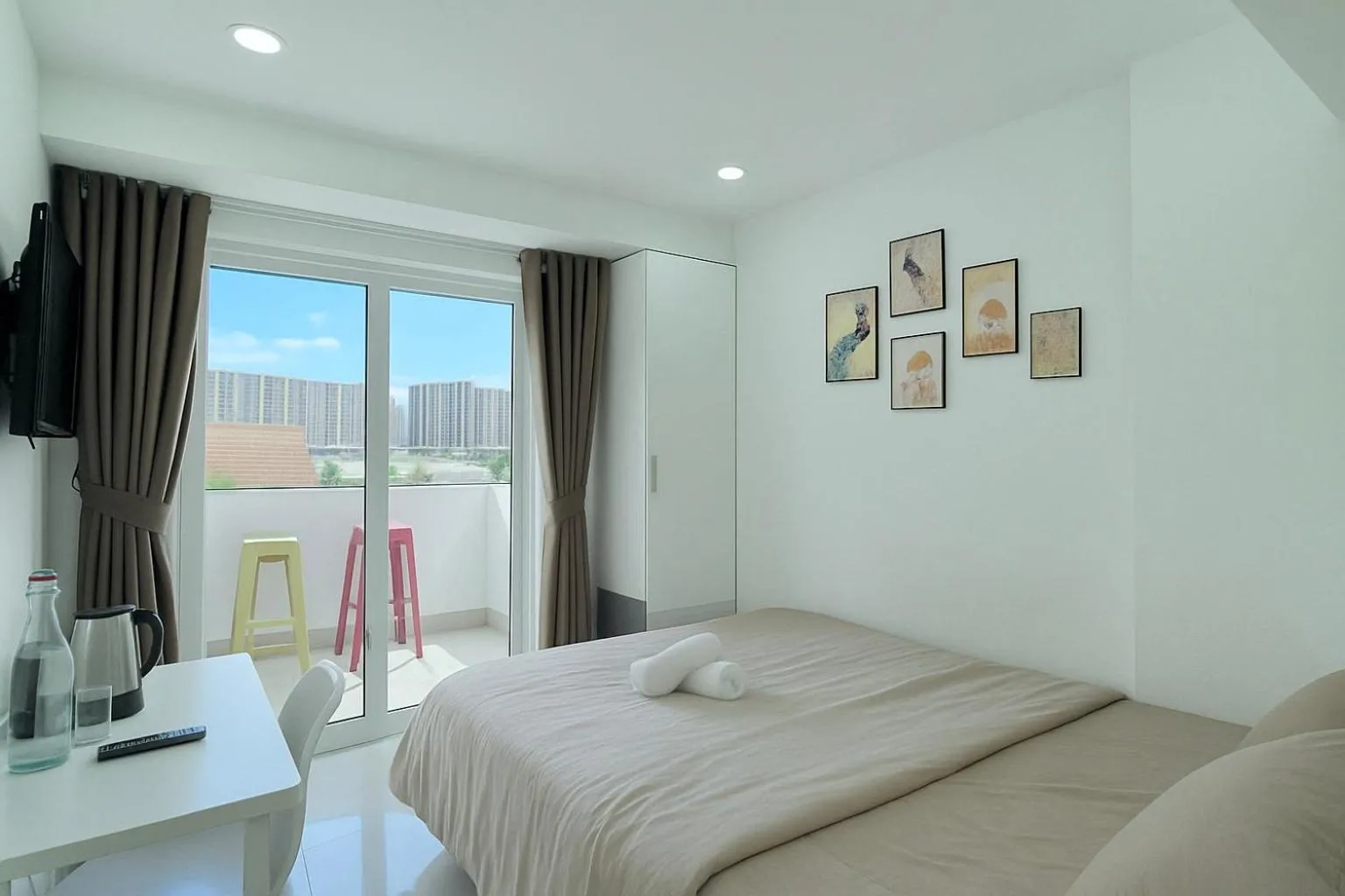 Siris Niko Residence - Self Checkin