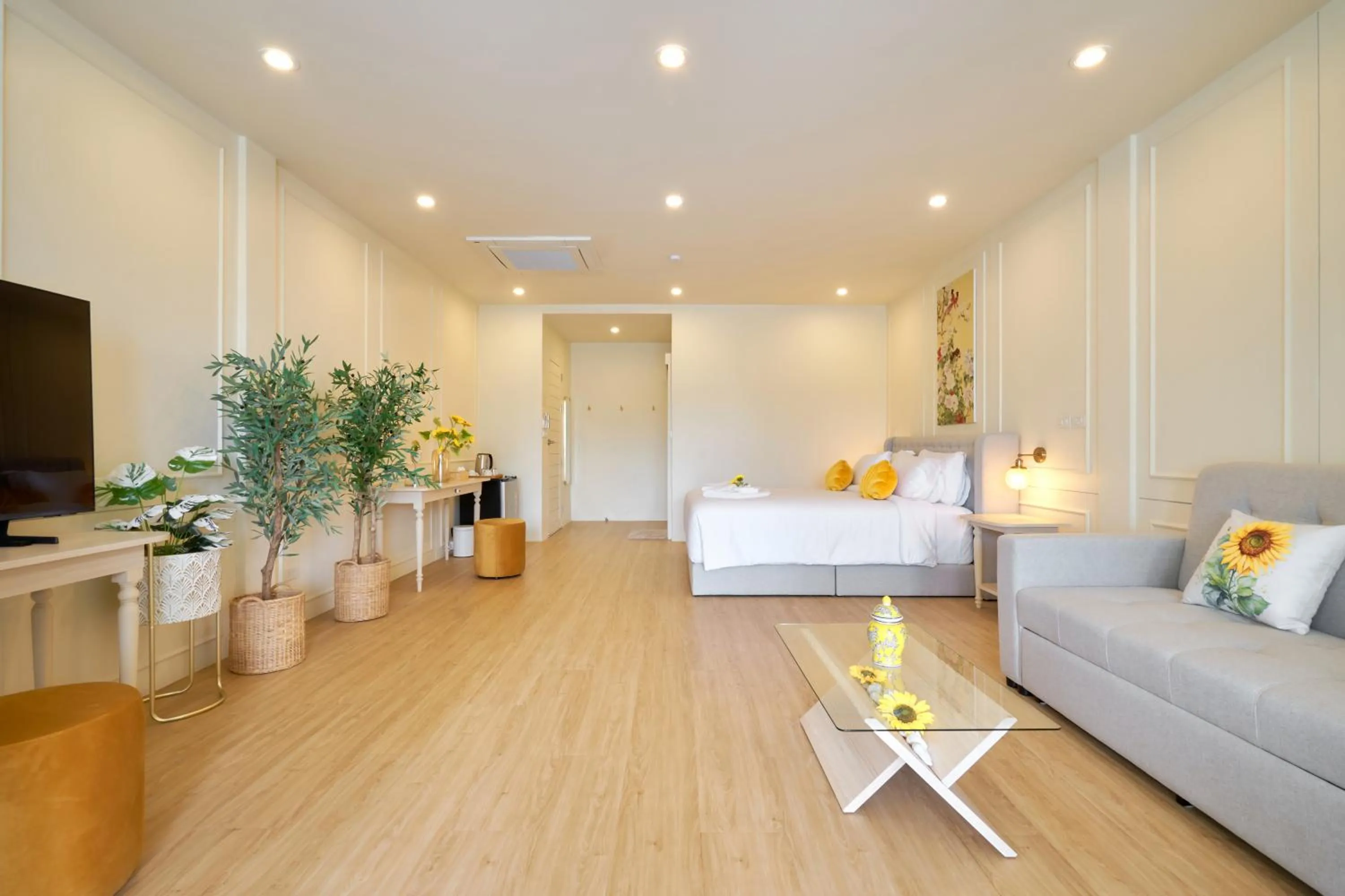 Bed in Hawa House Phuket