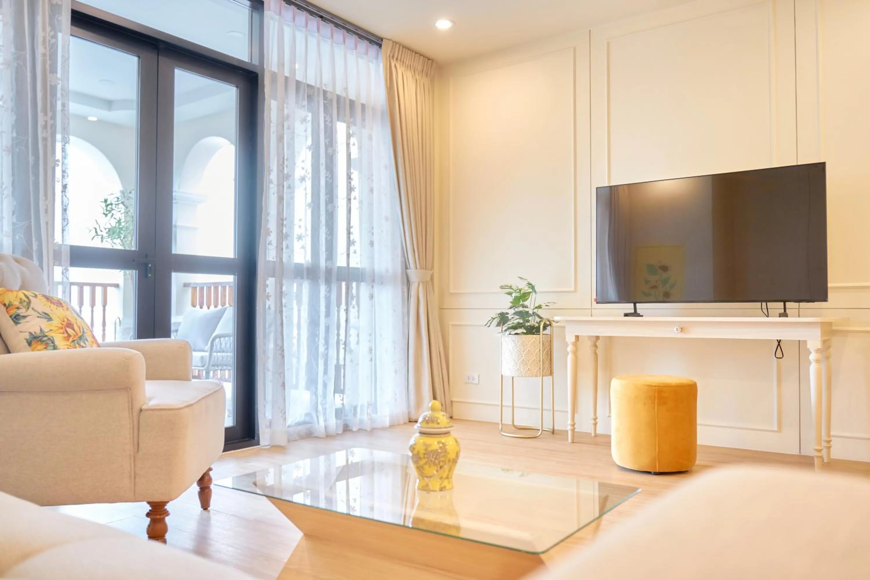 TV and multimedia in Hawa House Phuket