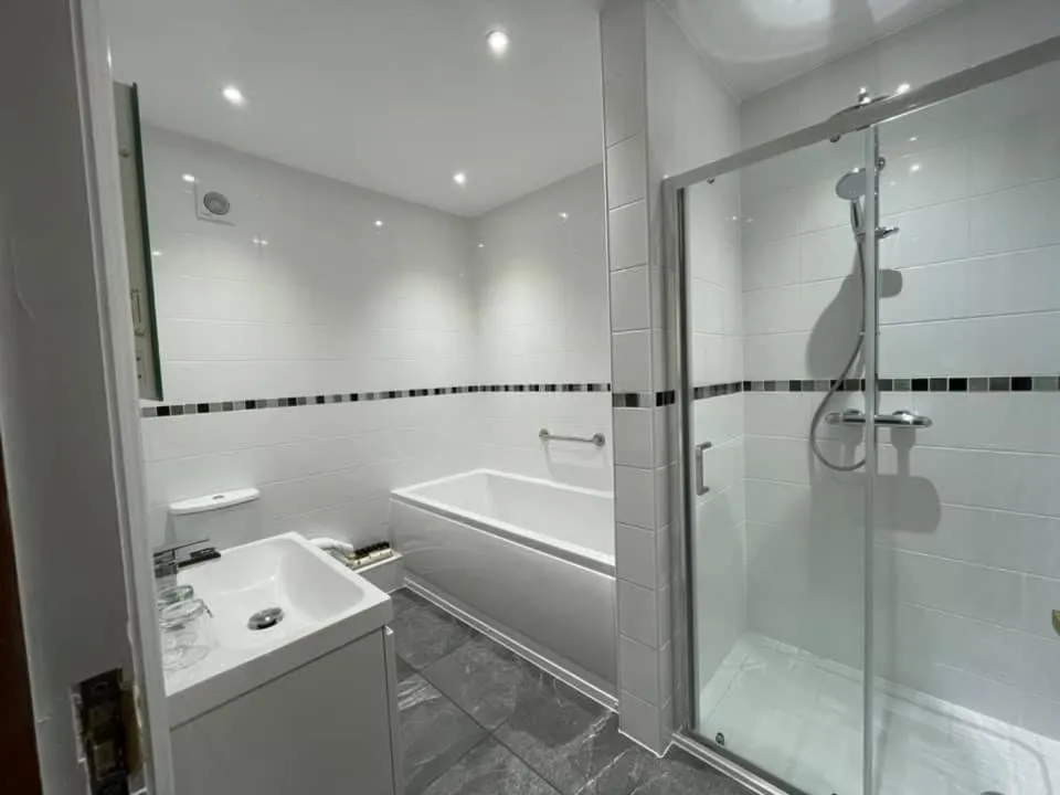 The Hoops Inn & Country Hotel