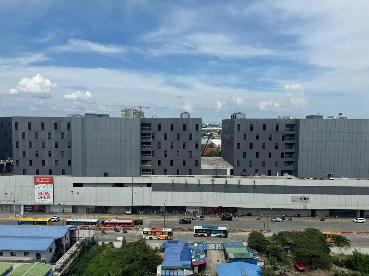 Property building in LCONDOTEL Hotel Studio with Balcony at Imperial Plaza near MOA NAIA PITX