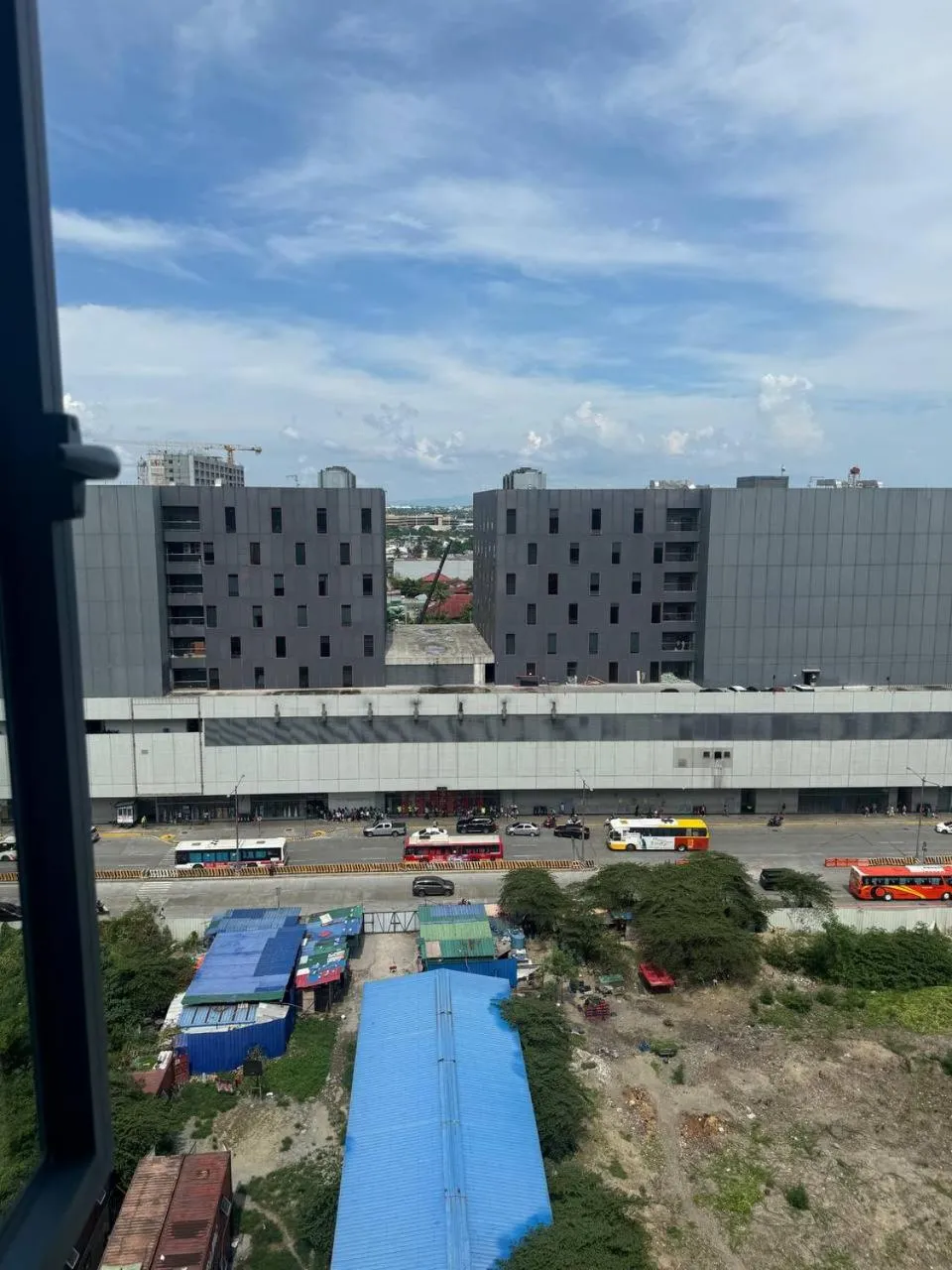Property building in LCONDOTEL Hotel Studio with Balcony at Imperial Plaza near MOA NAIA PITX