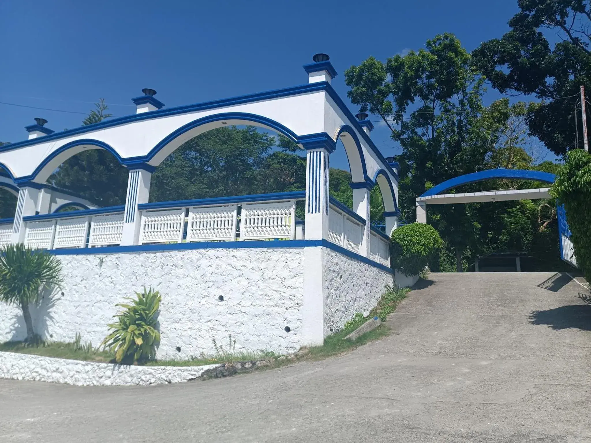 Property building in Rockwalled Adventure Resort by Hiverooms Property building in Rockwalled Adventure Resort by Hiverooms