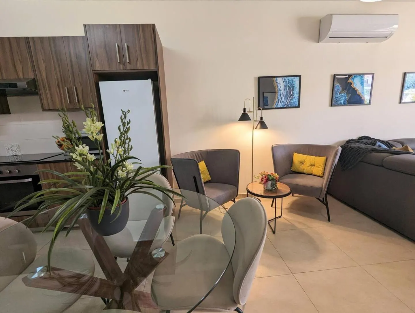 Violetta Apartment, Ground Floor Pool View
