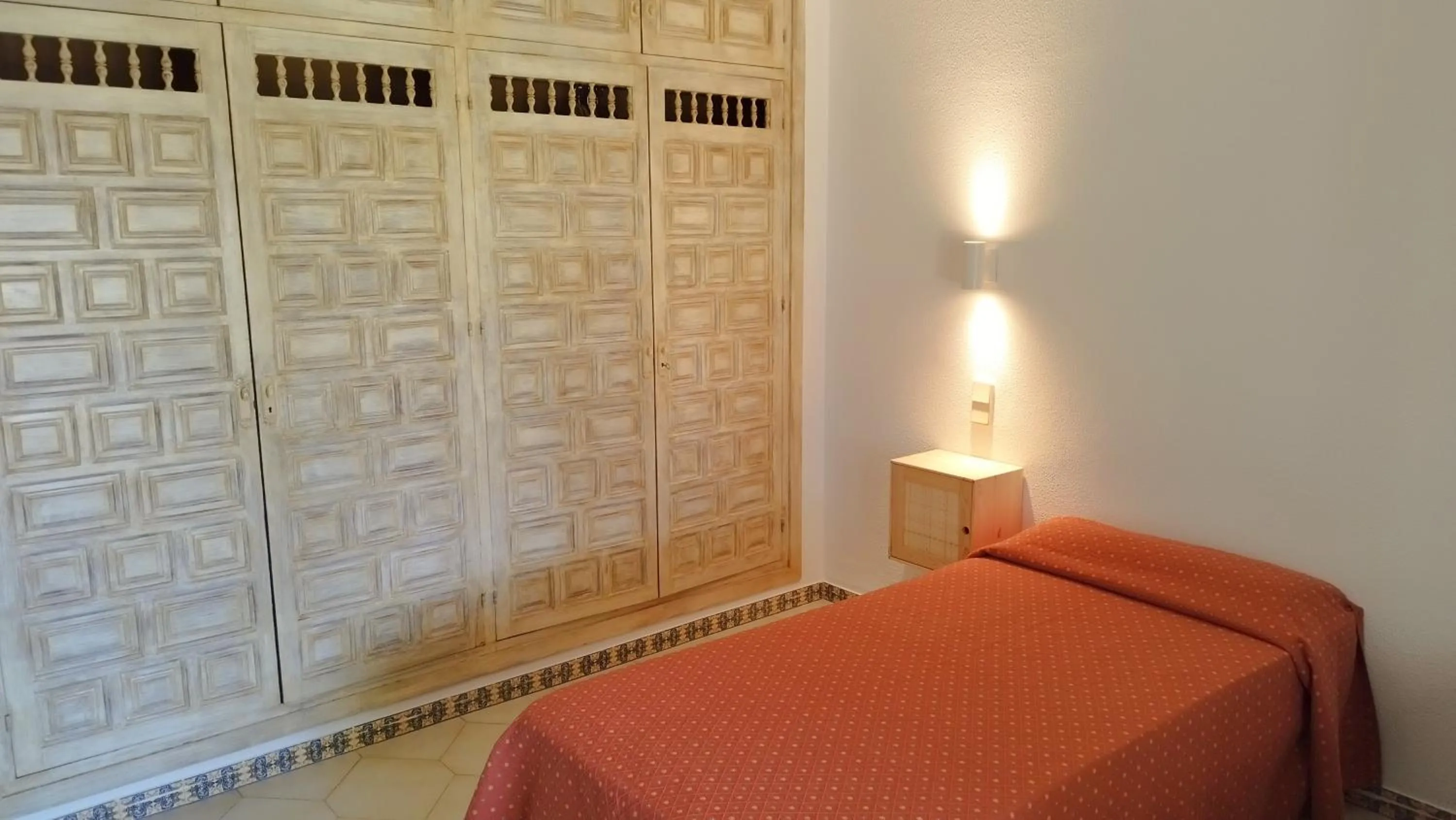 Photo of the whole room, Bed in Hotel Cortijo de la luna
