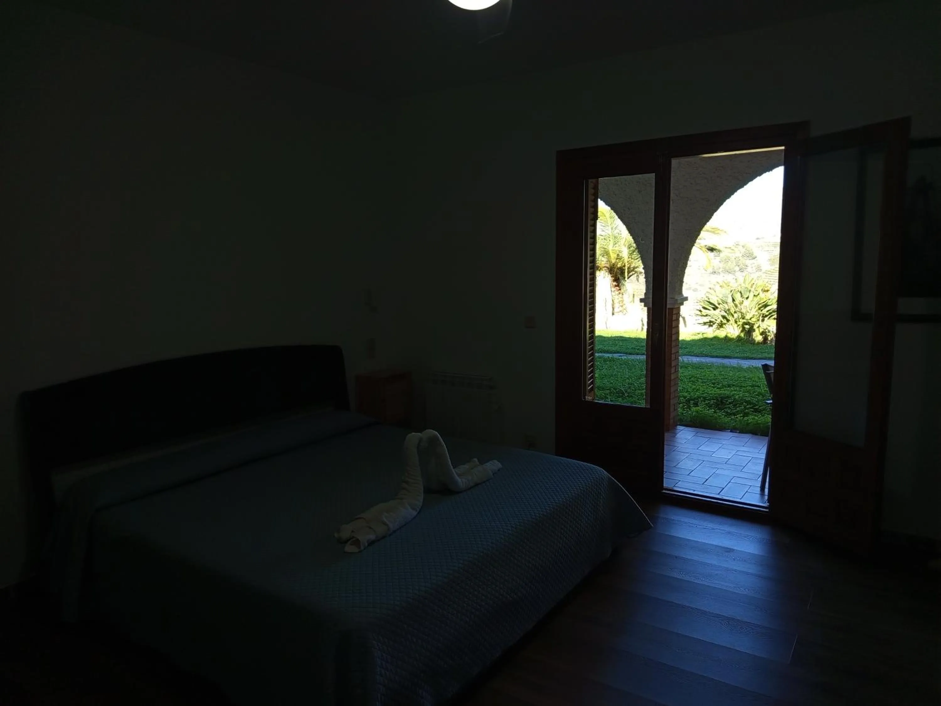 Photo of the whole room, Bed in Hotel Cortijo de la luna