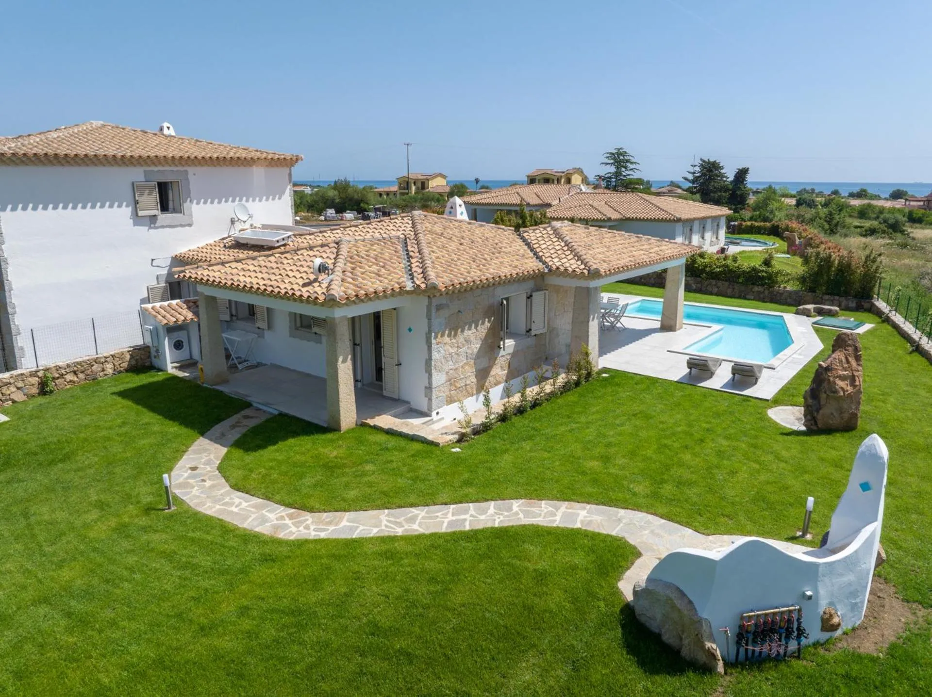 Garden view in Villa corallo SX Ottiolu