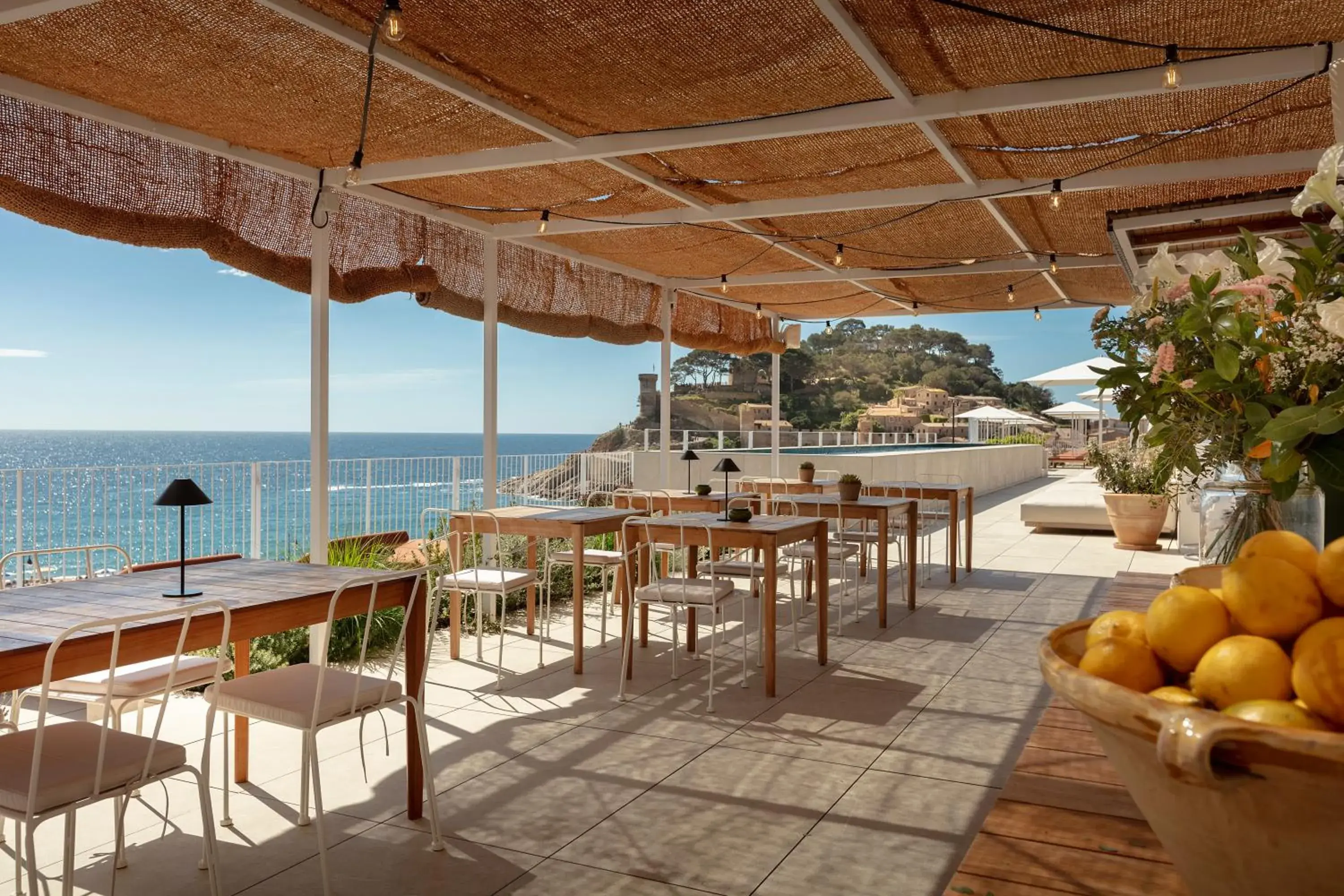 Lounge or bar in Elisabeth by the Sea Hotel Lounge or bar in Elisabeth by the Sea Hotel