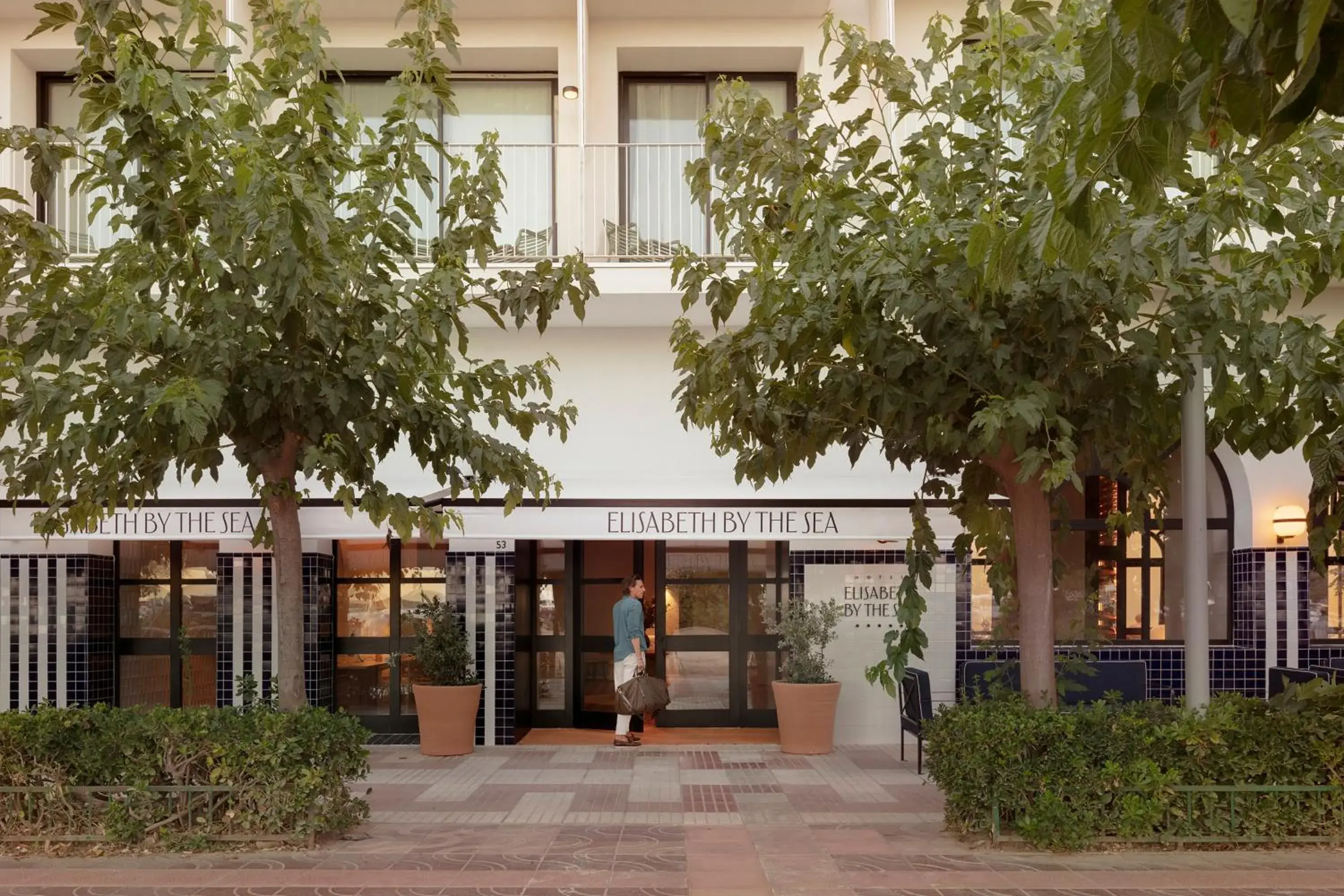 Property building in Elisabeth by the Sea Hotel Property building in Elisabeth by the Sea Hotel