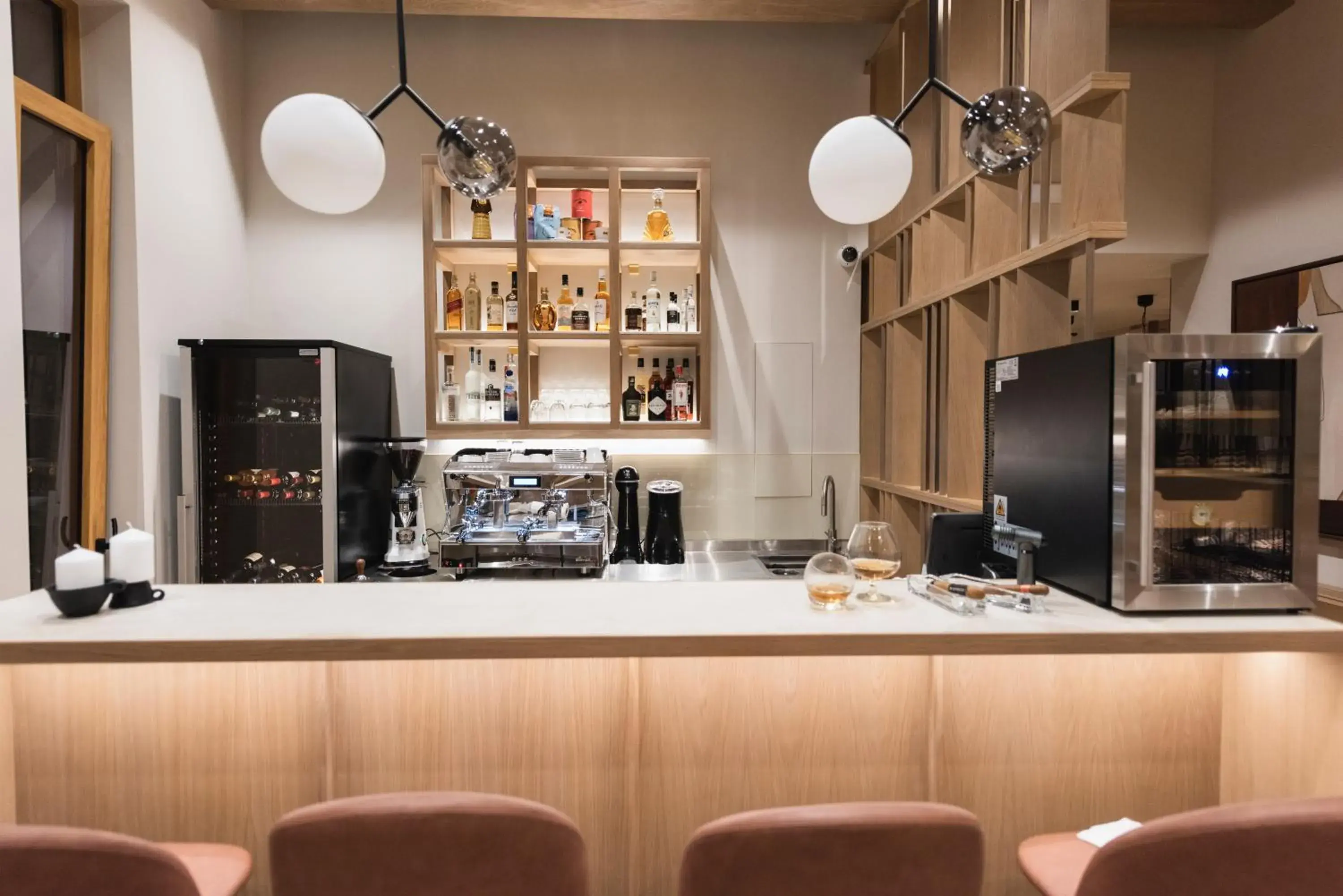 Lounge or bar in Revi Mountain Resort Boutique Hotel Lounge or bar in Revi Mountain Resort Boutique Hotel