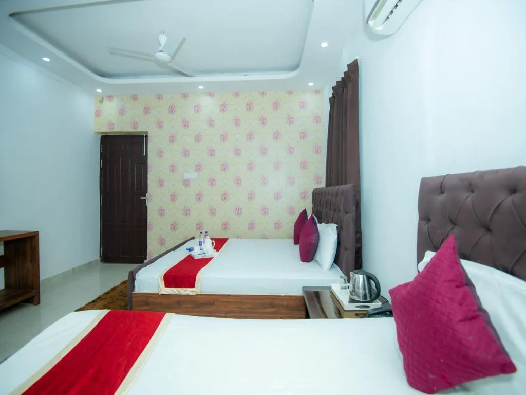 Bed in Hotel Blossom