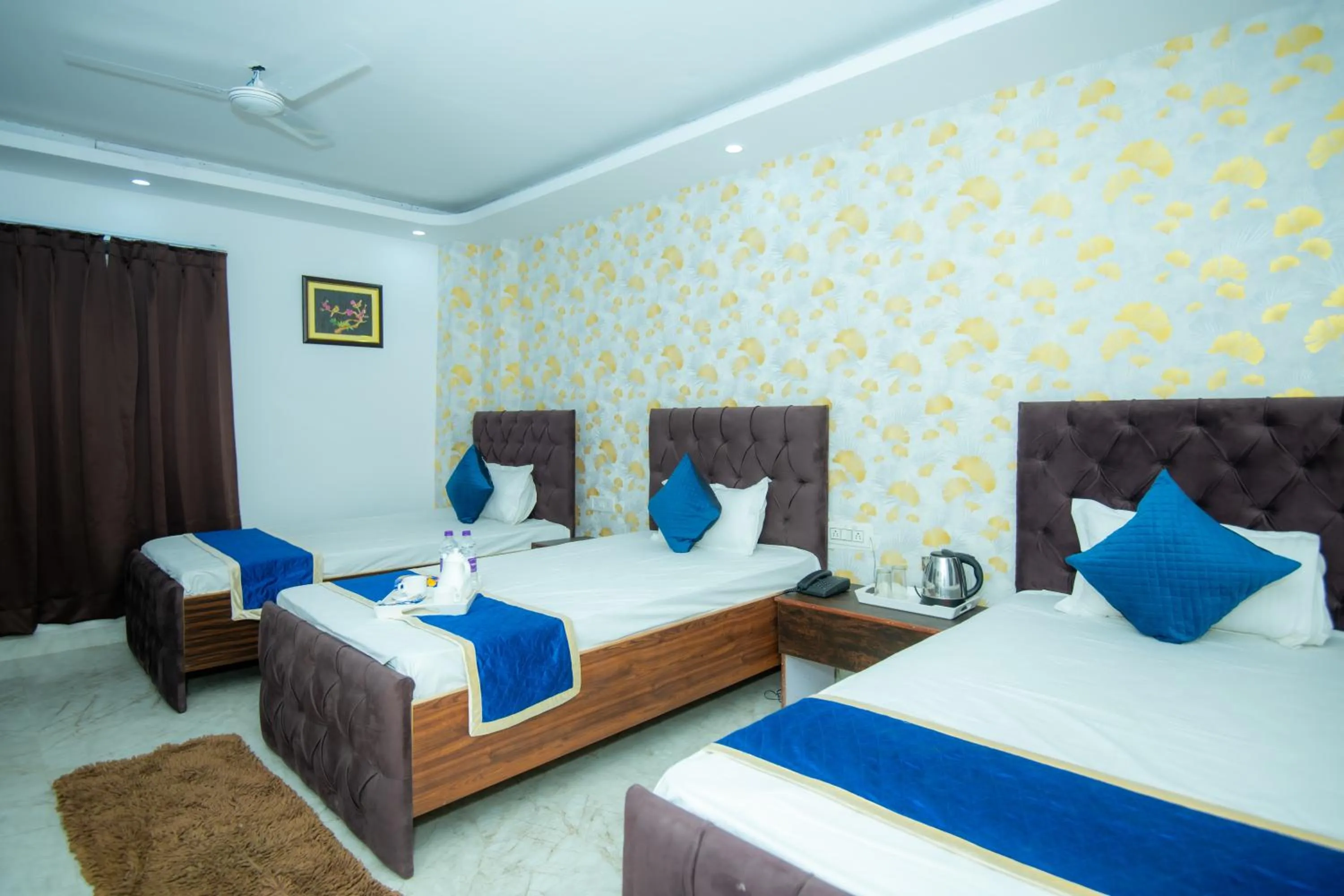 Bed in Hotel Blossom