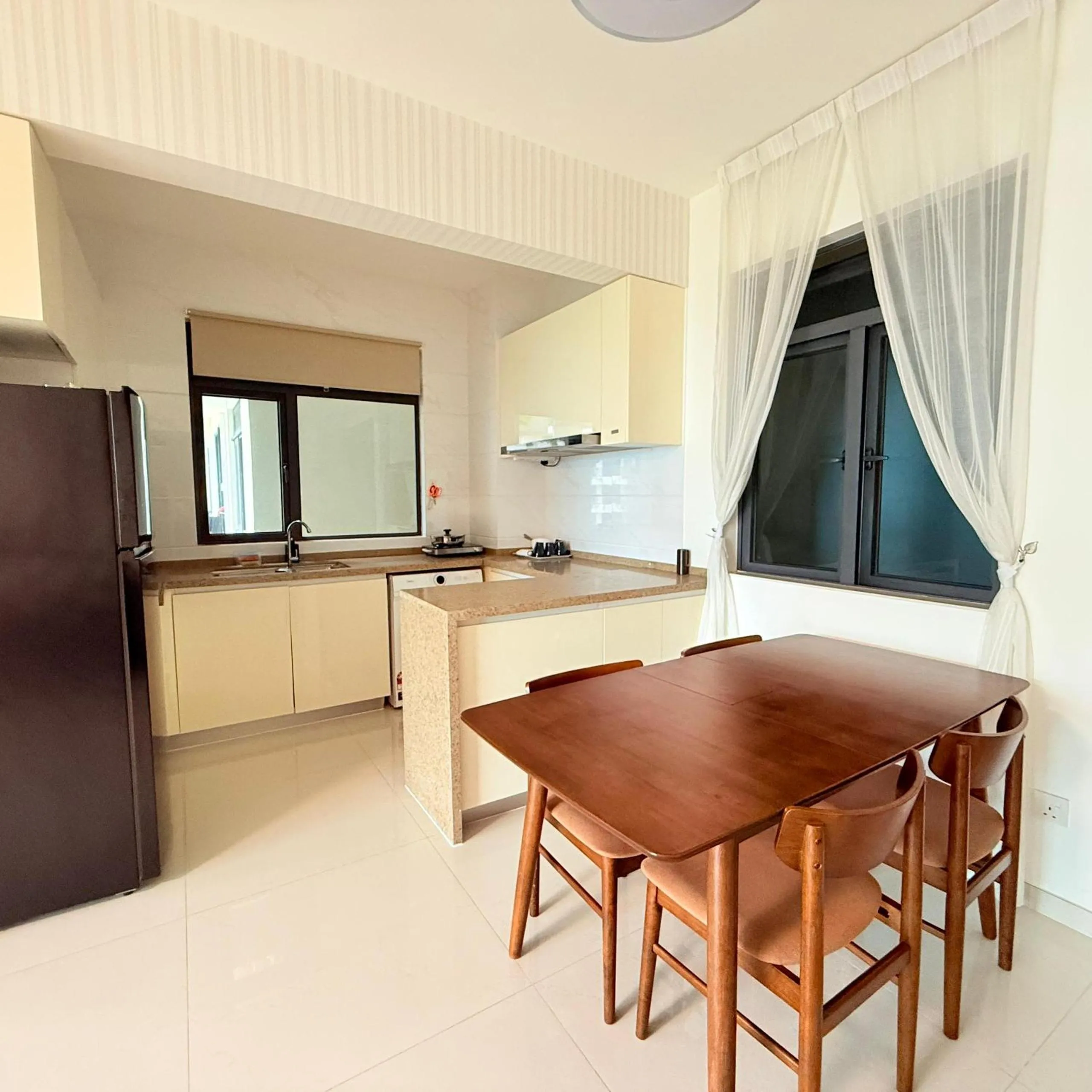 Kitchen or kitchenette in Seaview 2B1R 4pax Condo Forest City 4D-1809