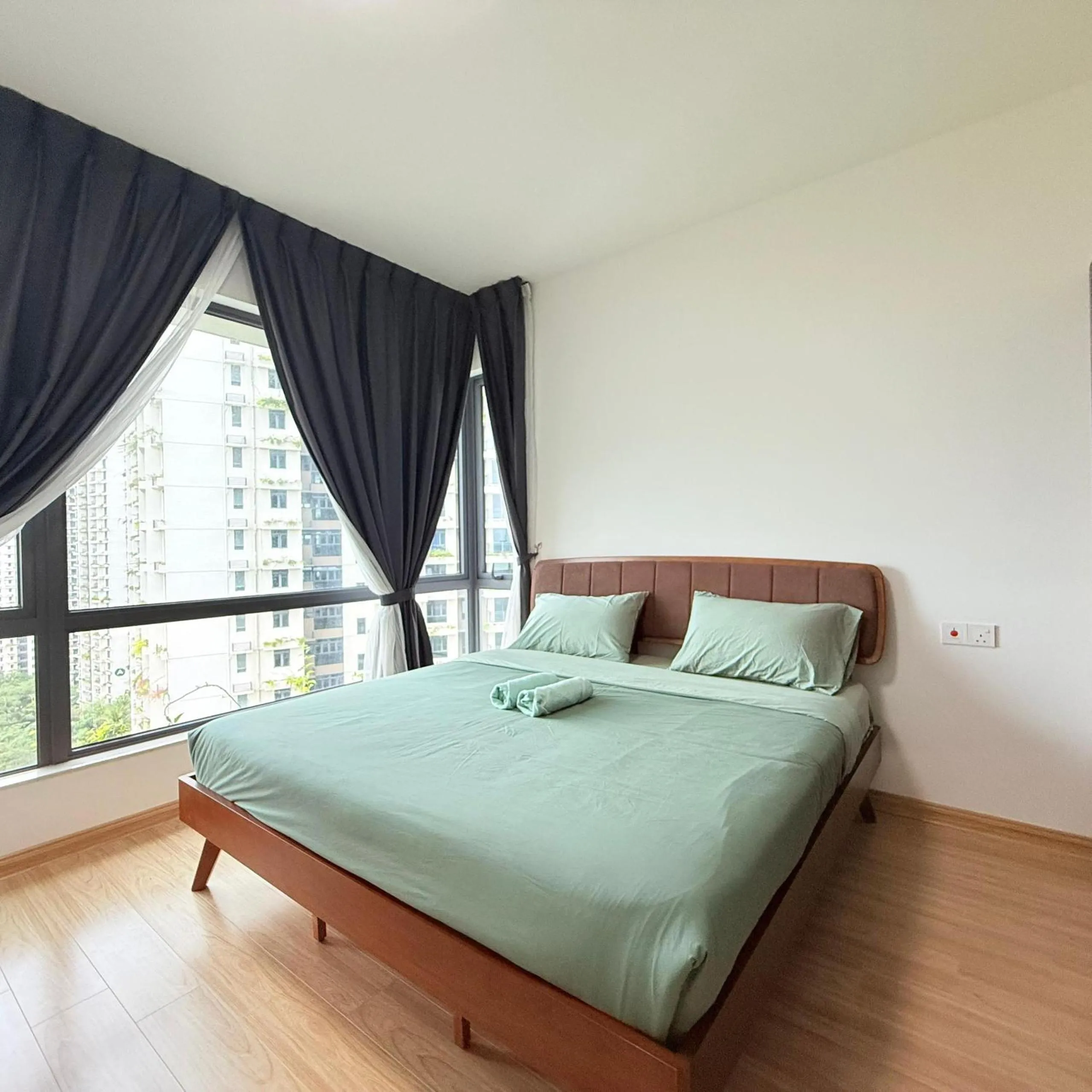 Bed in Seaview 2B1R 4pax Condo Forest City 4D-1809