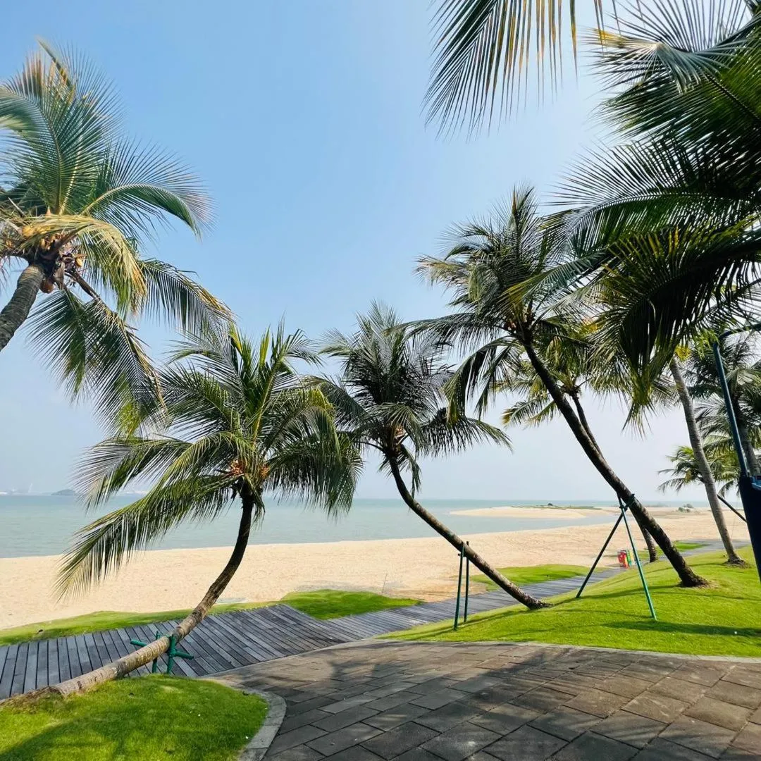 Nearby landmark in Seaview 2B1R 4pax Condo Forest City 4D-1809