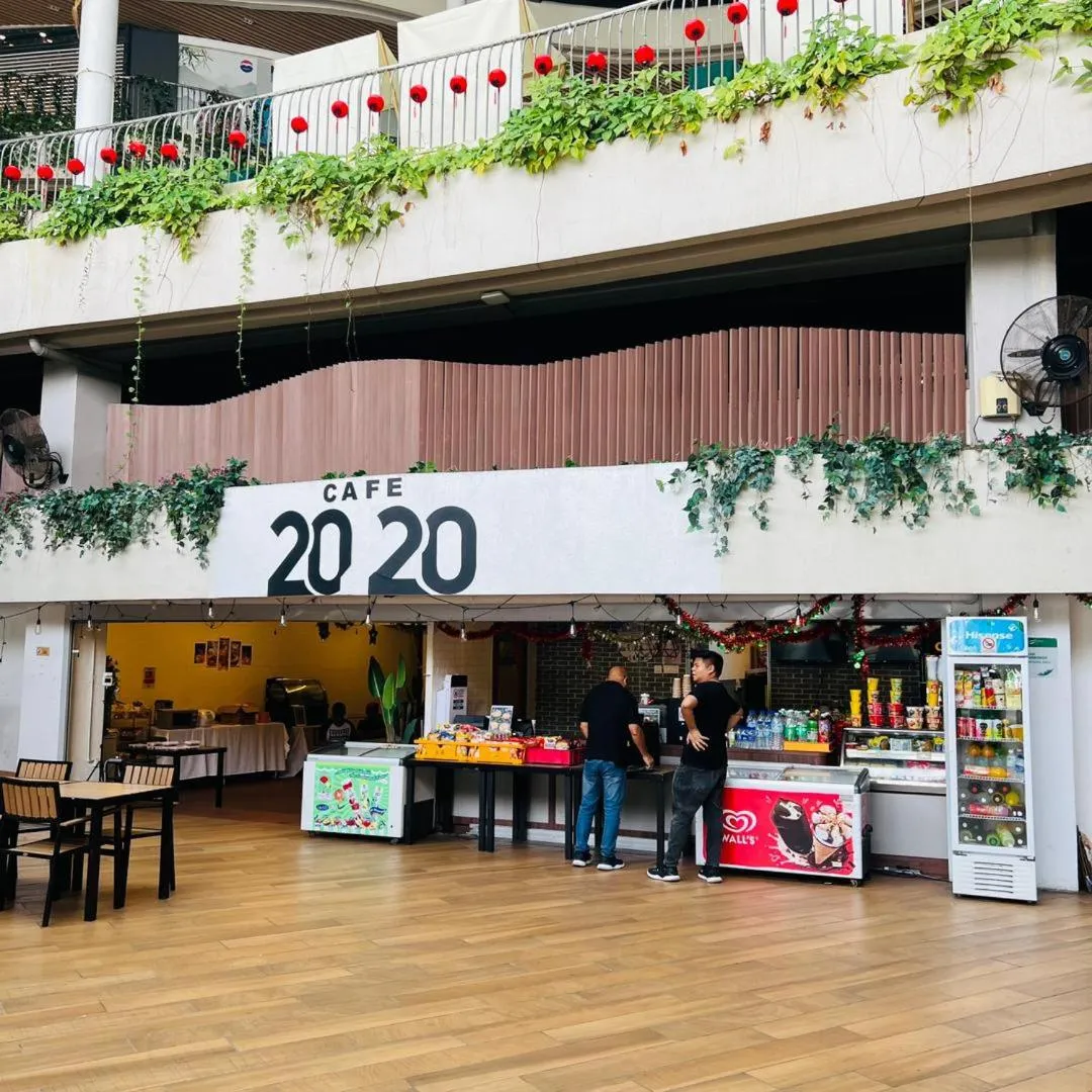 Restaurant/places to eat in Seaview 2B1R 4pax Condo Forest City 4D-1809