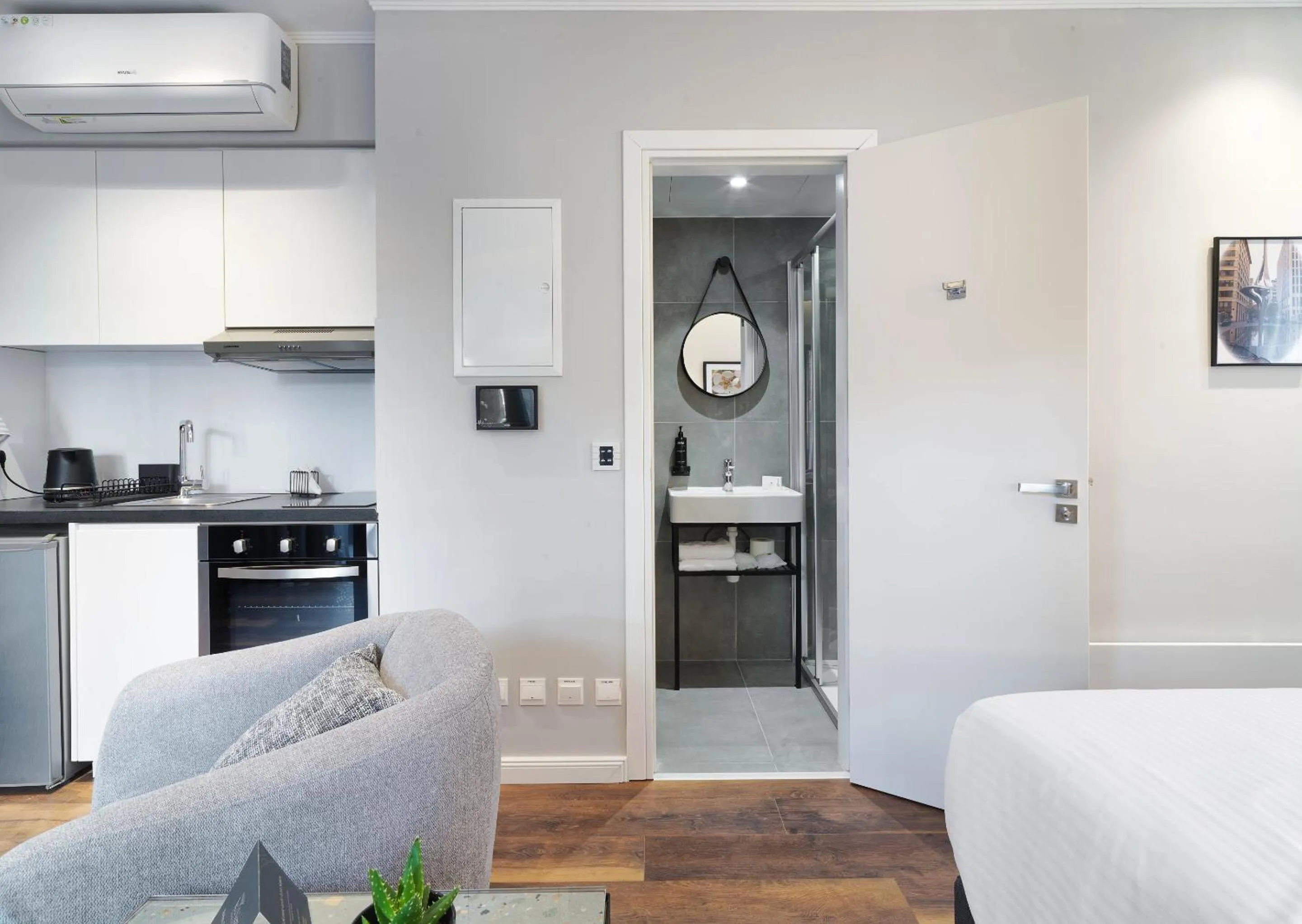 Bedroom, Bed in Le Vert Suites Platres