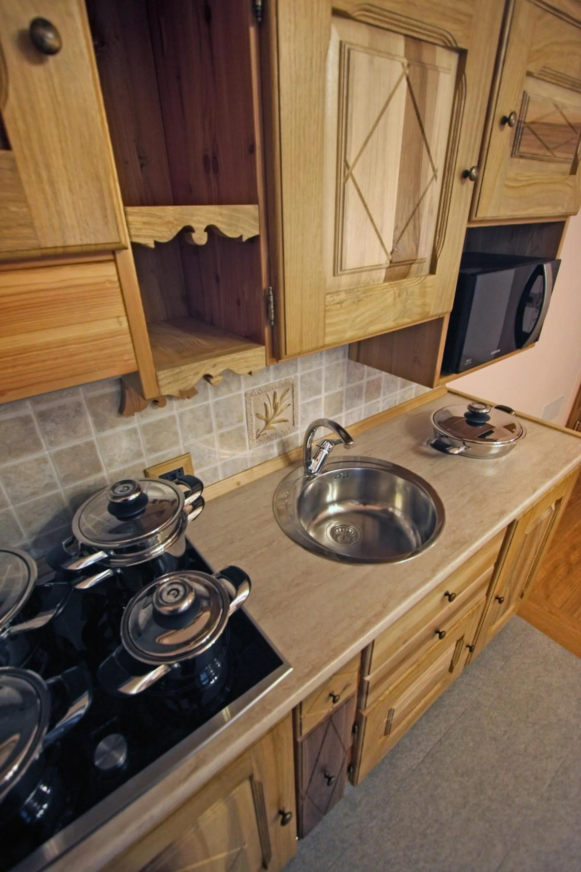 Kitchen or kitchenette in Villa Giuditta Residence