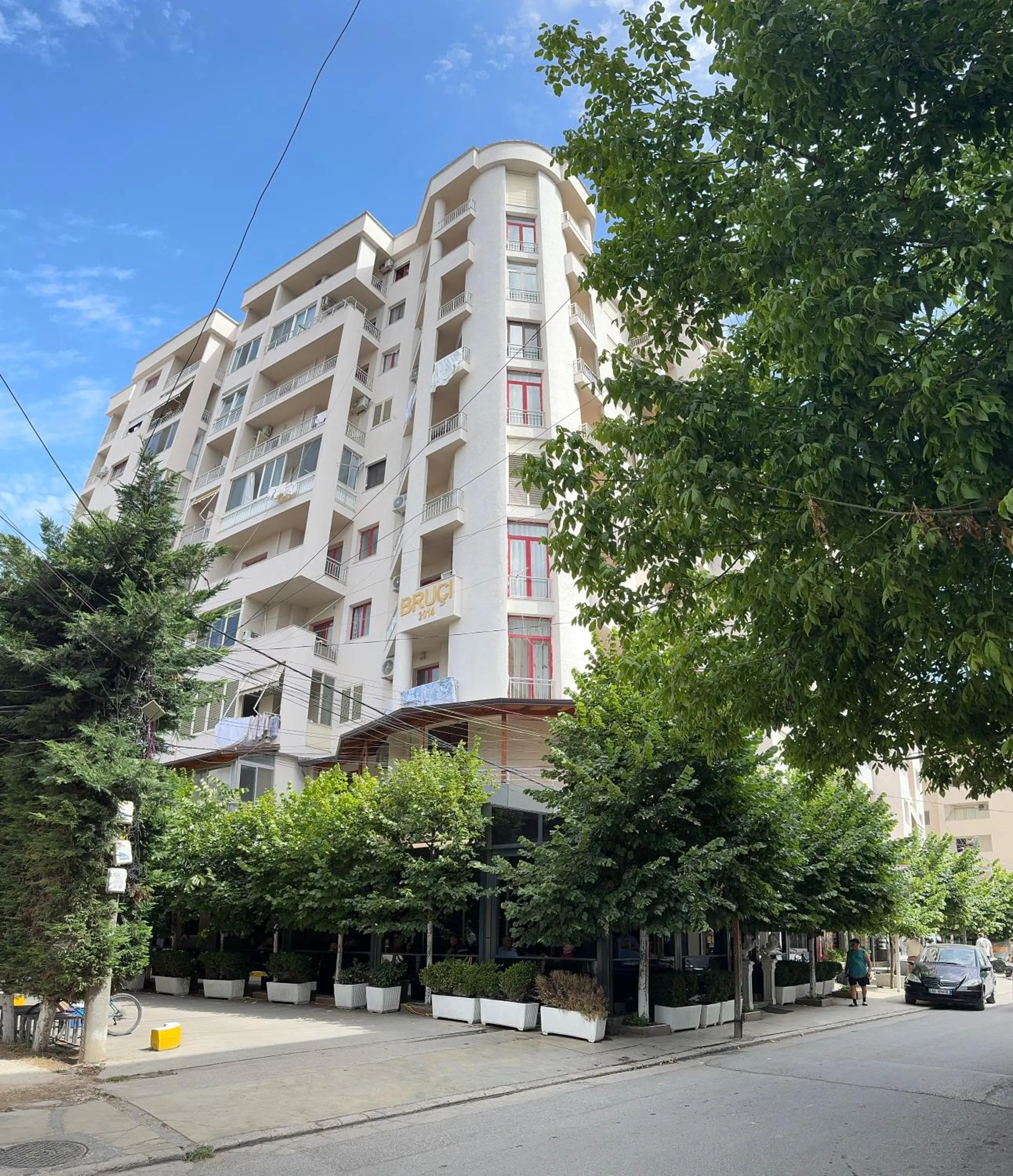 Property building in Elite Apartments