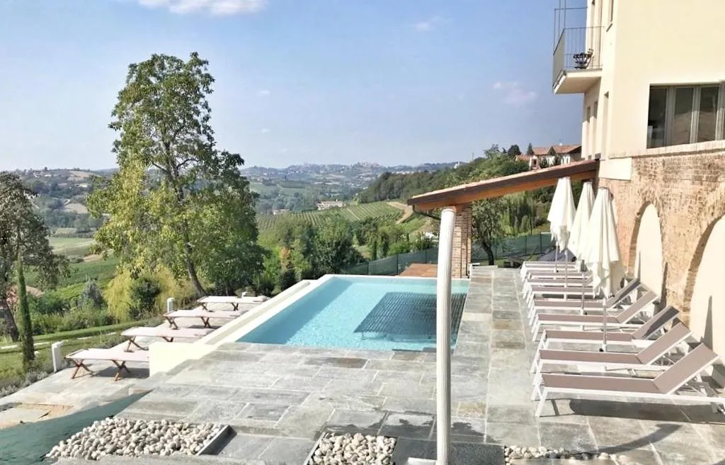 Pool view in Villa Fontana Relais Suite & Spa