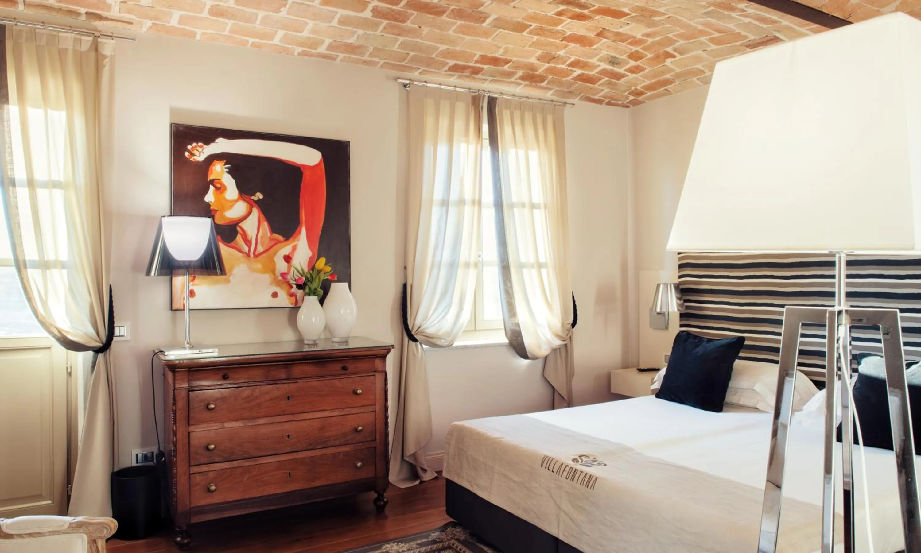 Bed in Villa Fontana Relais Suite & Spa