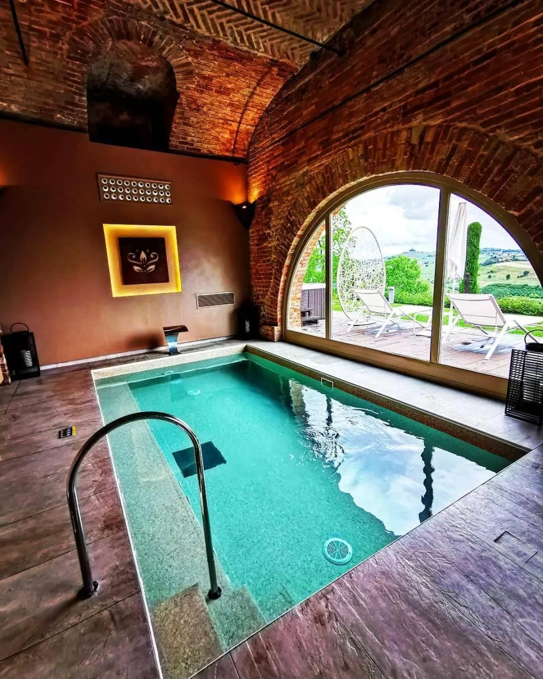Hot Tub in Villa Fontana Relais Suite & Spa