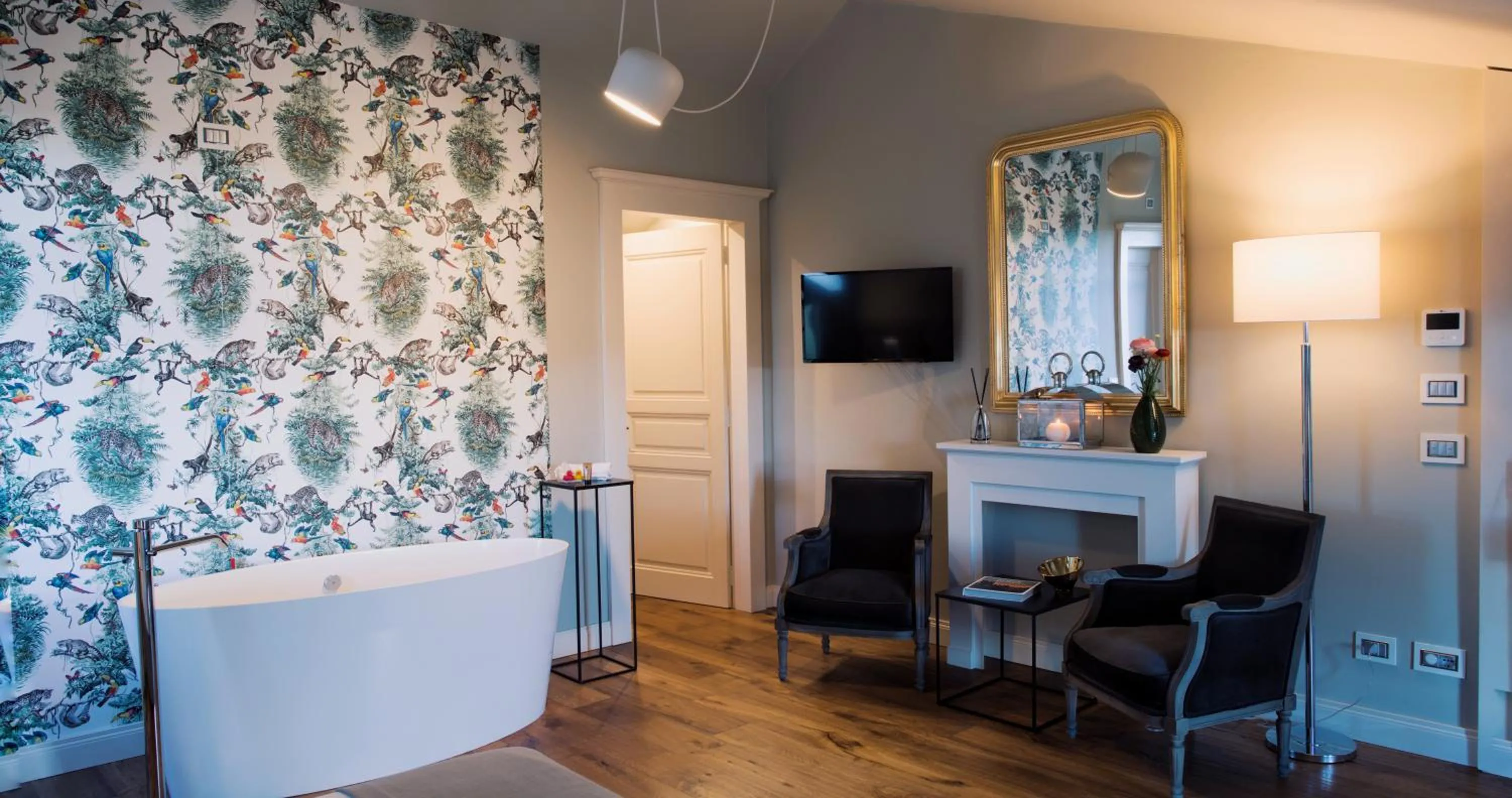 Bath in Villa Fontana Relais Suite & Spa