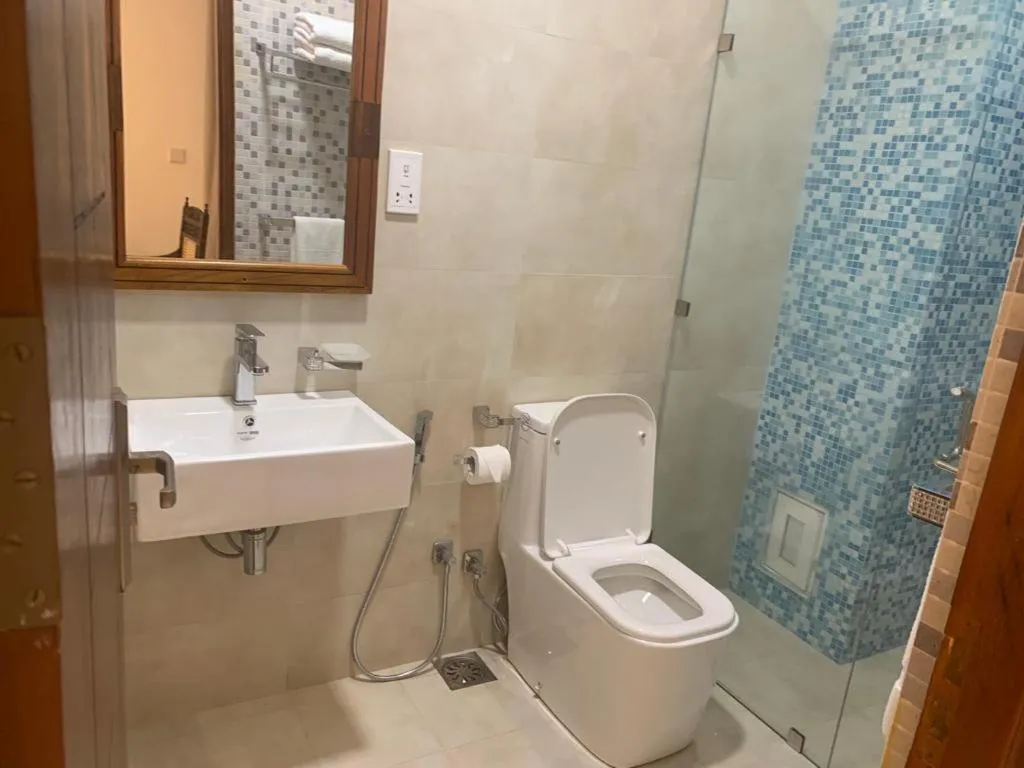 Toilet in Lavinia Bay Beach Hotel