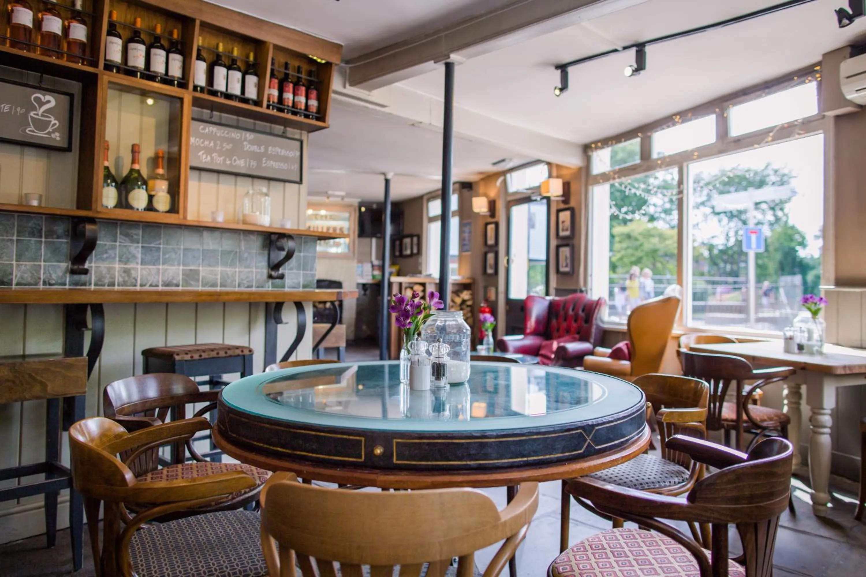 Restaurant/places to eat in The Millers Arms Inn