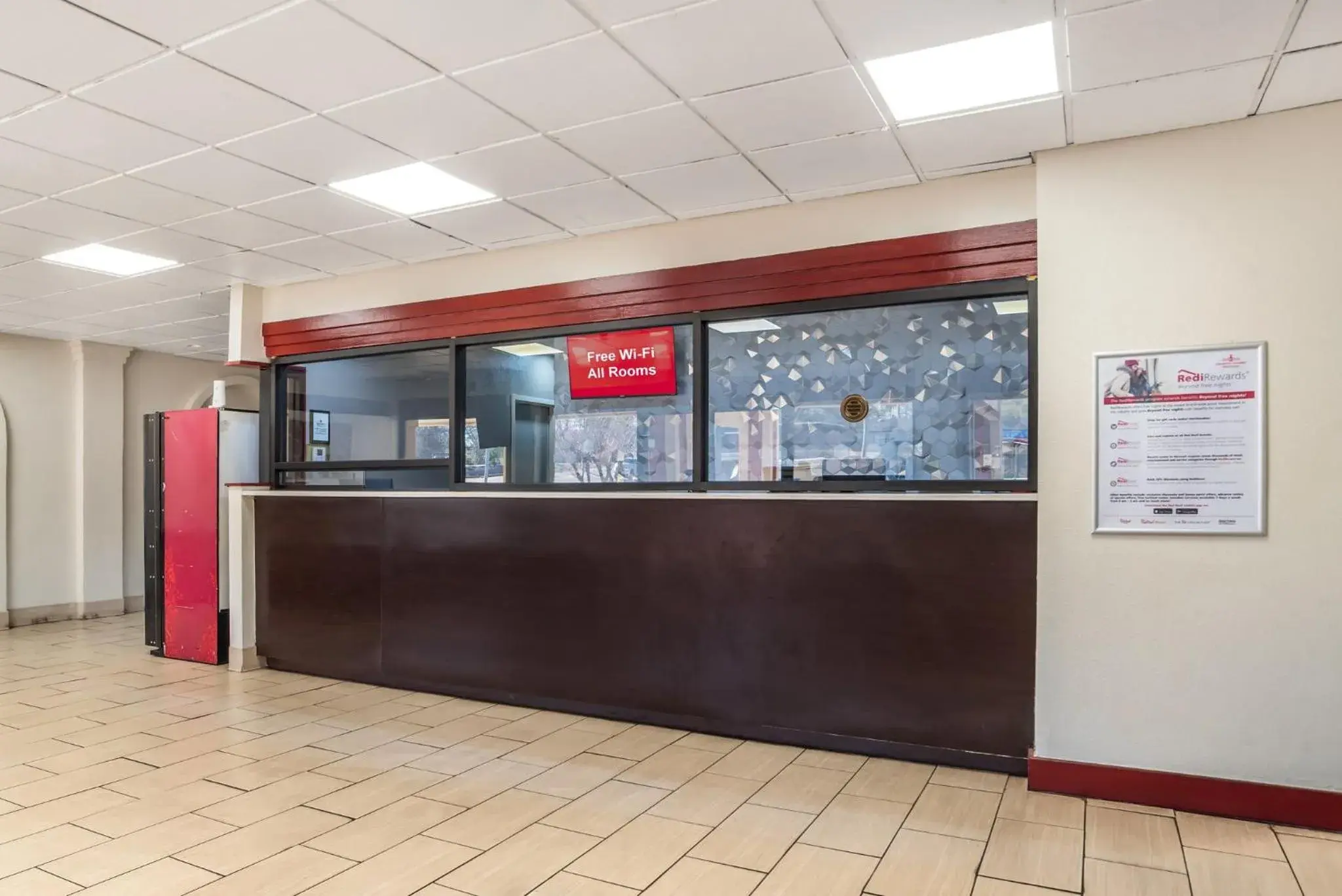 Lobby or reception in HomeTowne Studios by Red Roof Montgomery - Midtown Lobby or reception in HomeTowne Studios by Red Roof Montgomery - Midtown