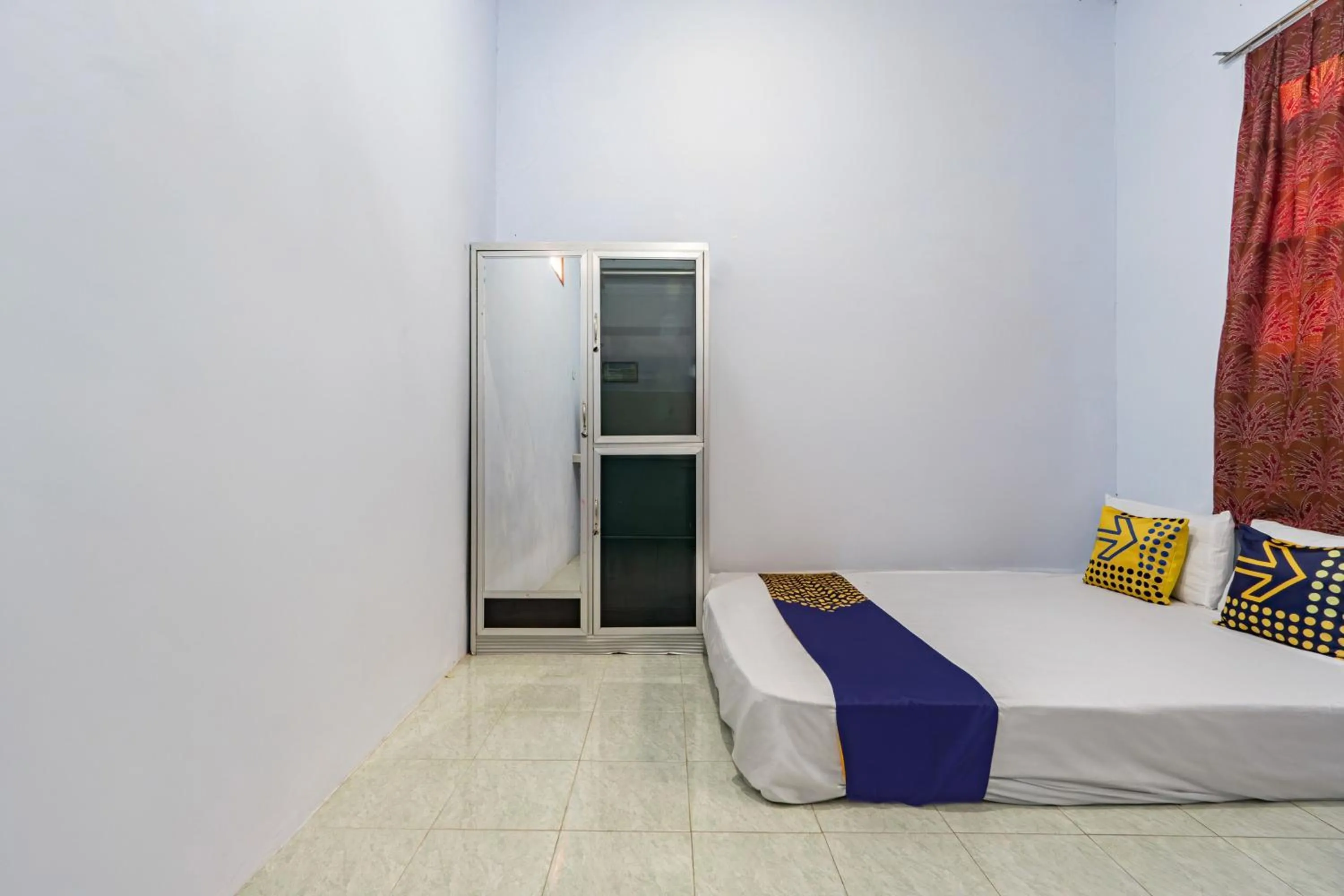 SPOT ON 93966 Dhiya Guest House Syariah