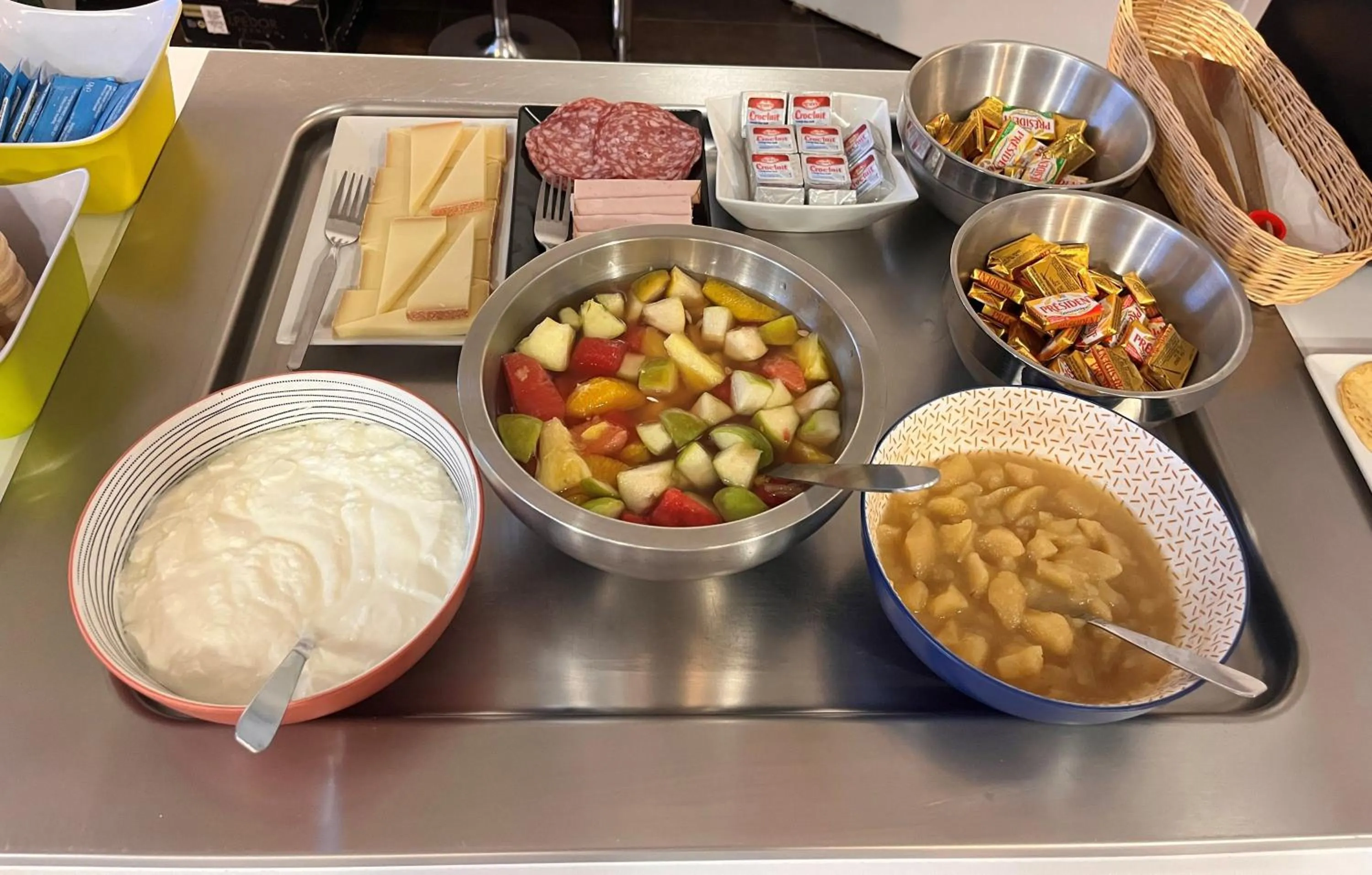 Breakfast in ibis budget Honfleur Centre