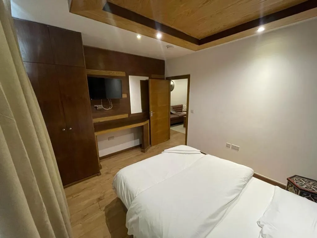 Bedroom, Bed in Smart Homes