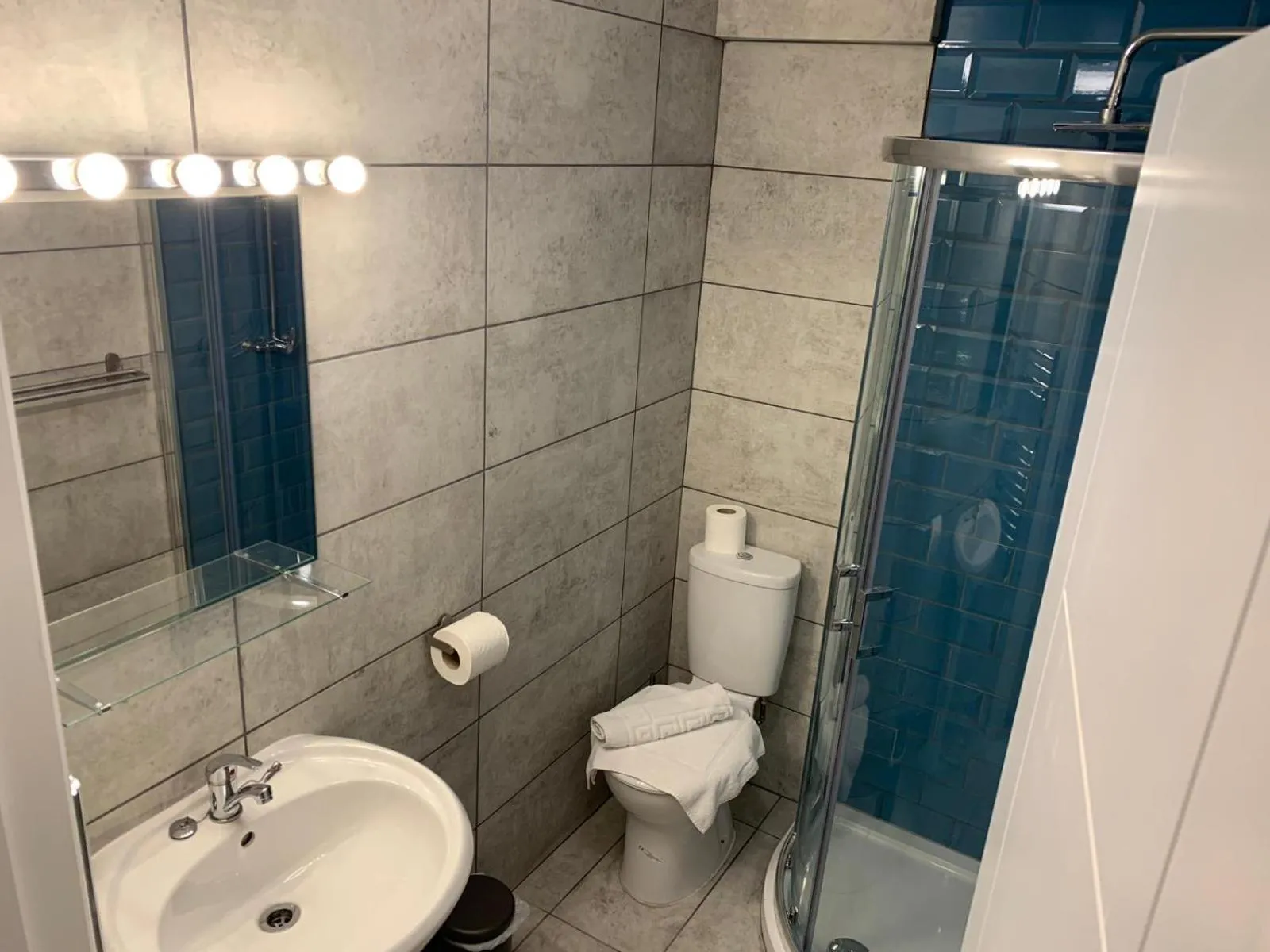 Shower in Smart Homes