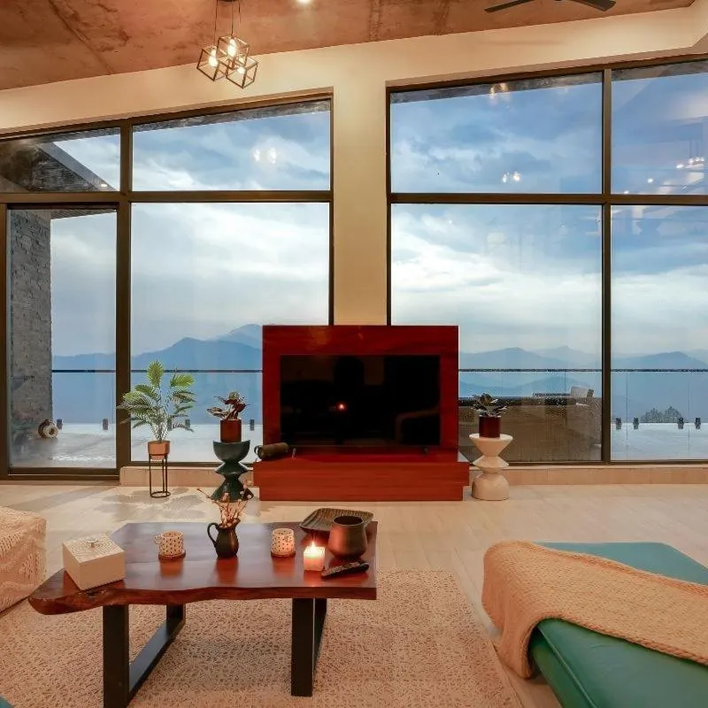 TV and multimedia in LaRiSa Mountains & Martini Villa